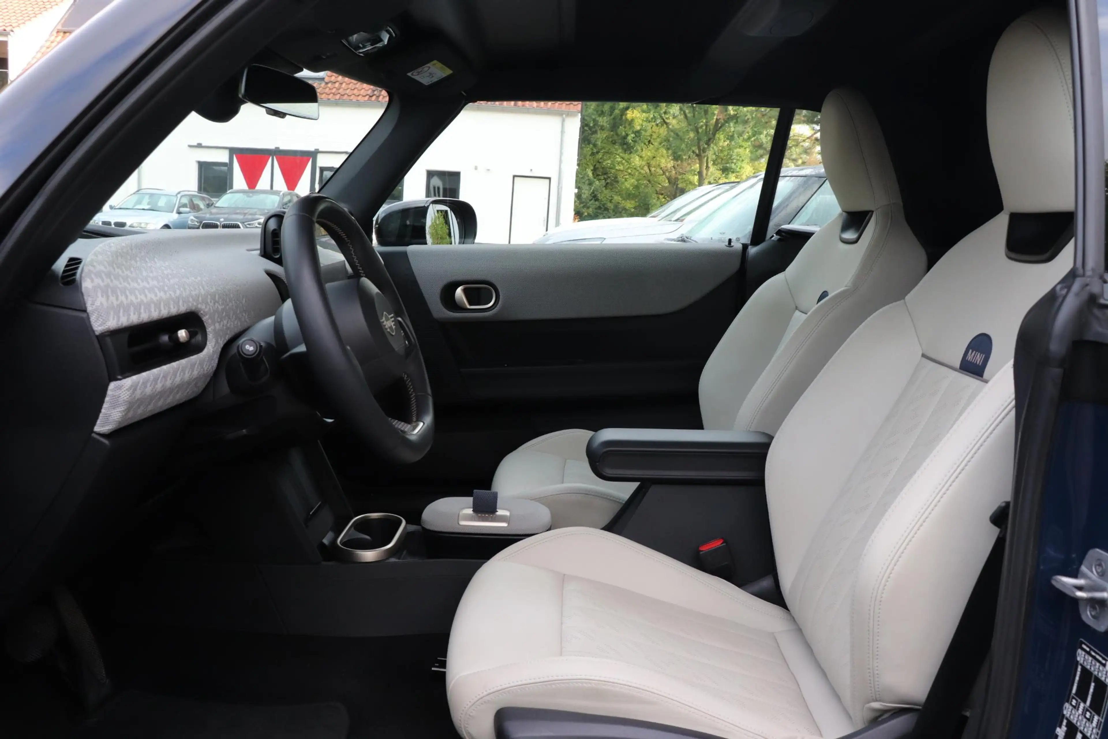 MINI Cooper S Cabrio 2.0 Favoured XL |Head up |Harman/kardon — photo 10