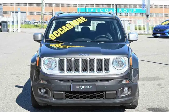 Jeep Renegade view 16