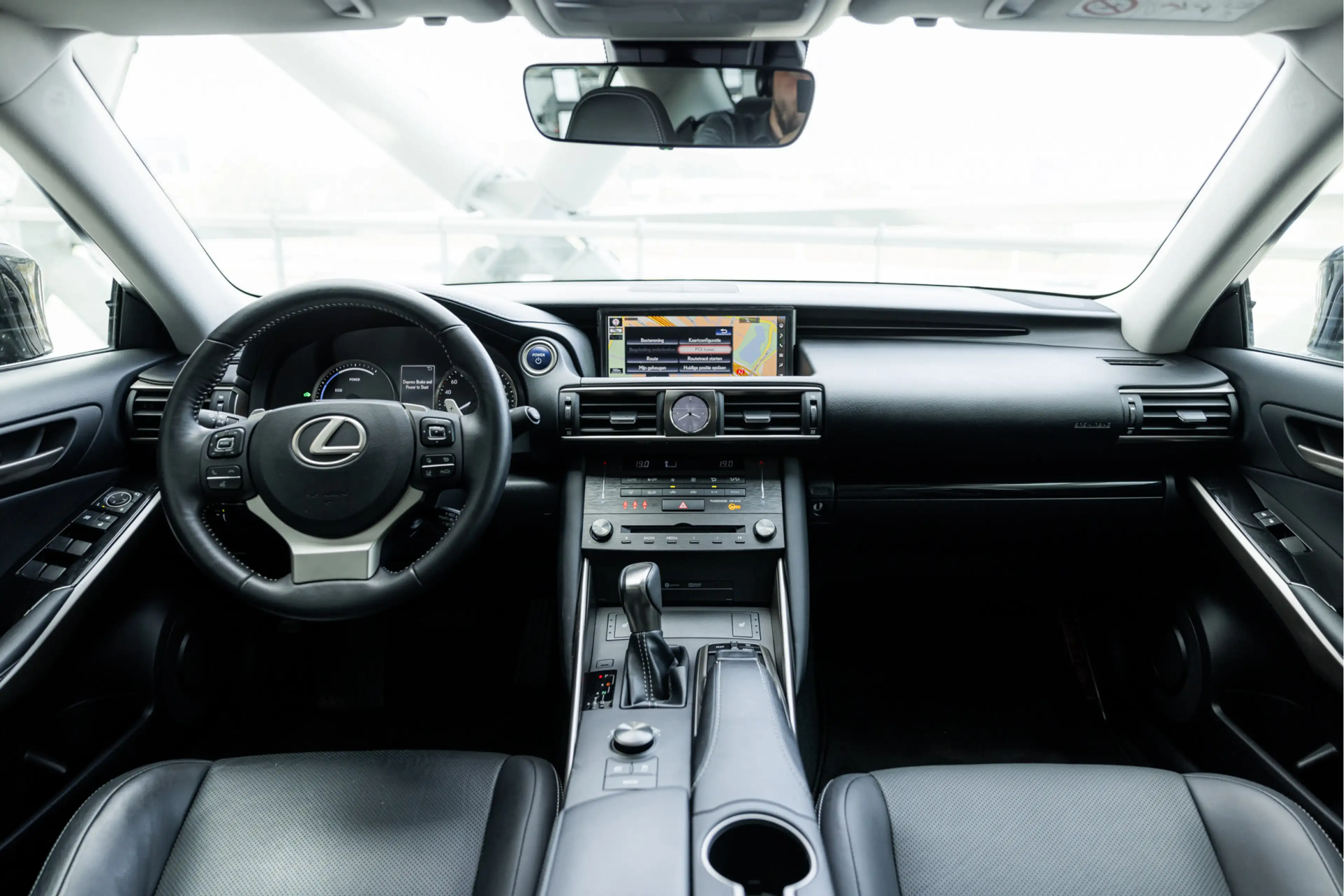 Lexus IS 300 300h Hybrid Business Line Limited | Schuifdak | Na — photo 4