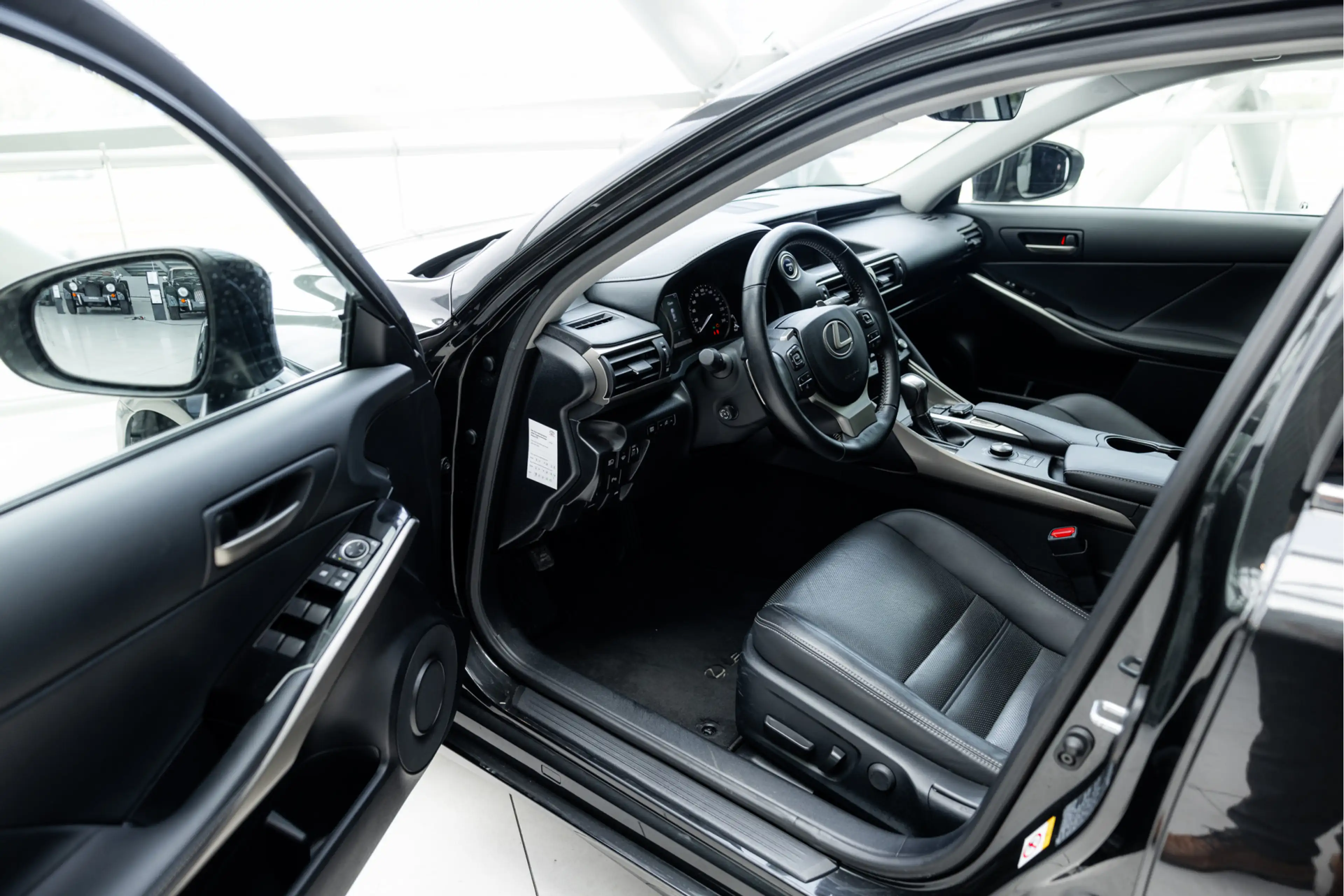 Lexus IS 300 300h Hybrid Business Line Limited | Schuifdak | Na — photo 12