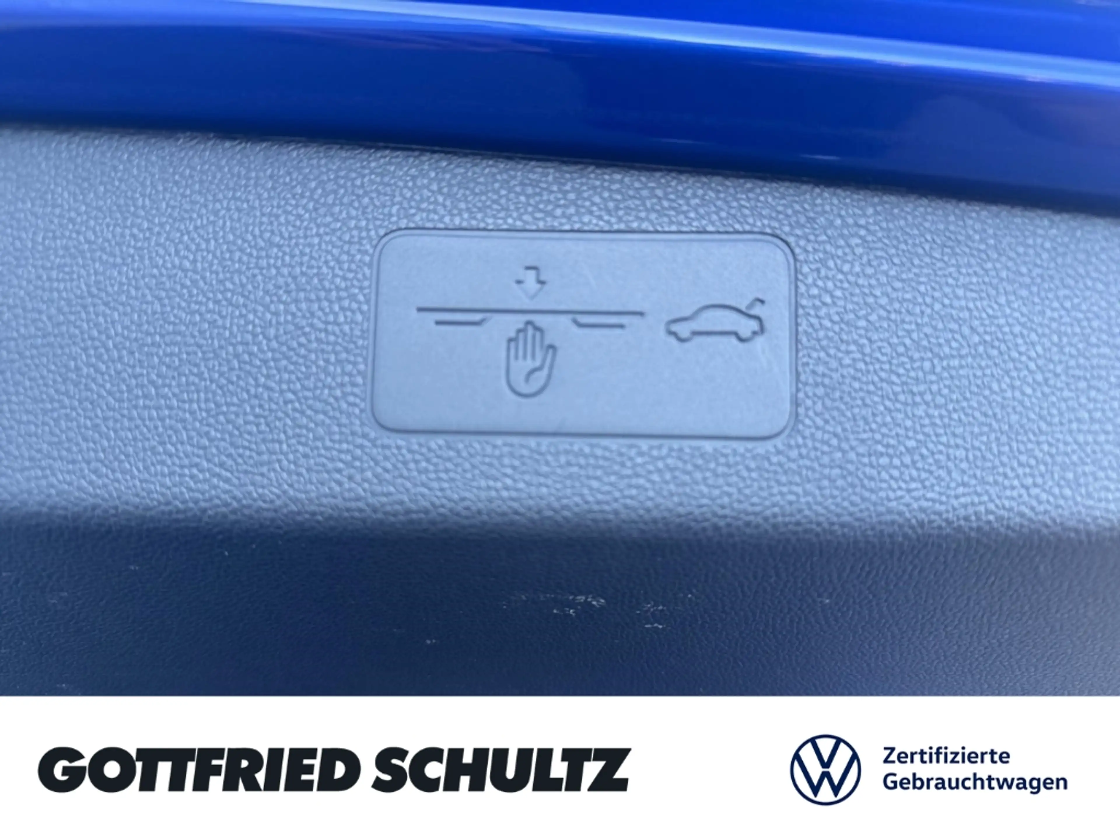 Volkswagen Golf R VIII TSI DSG CARPLAY SITZHEIZUNG ACC EINPARKHILFE — photo 14