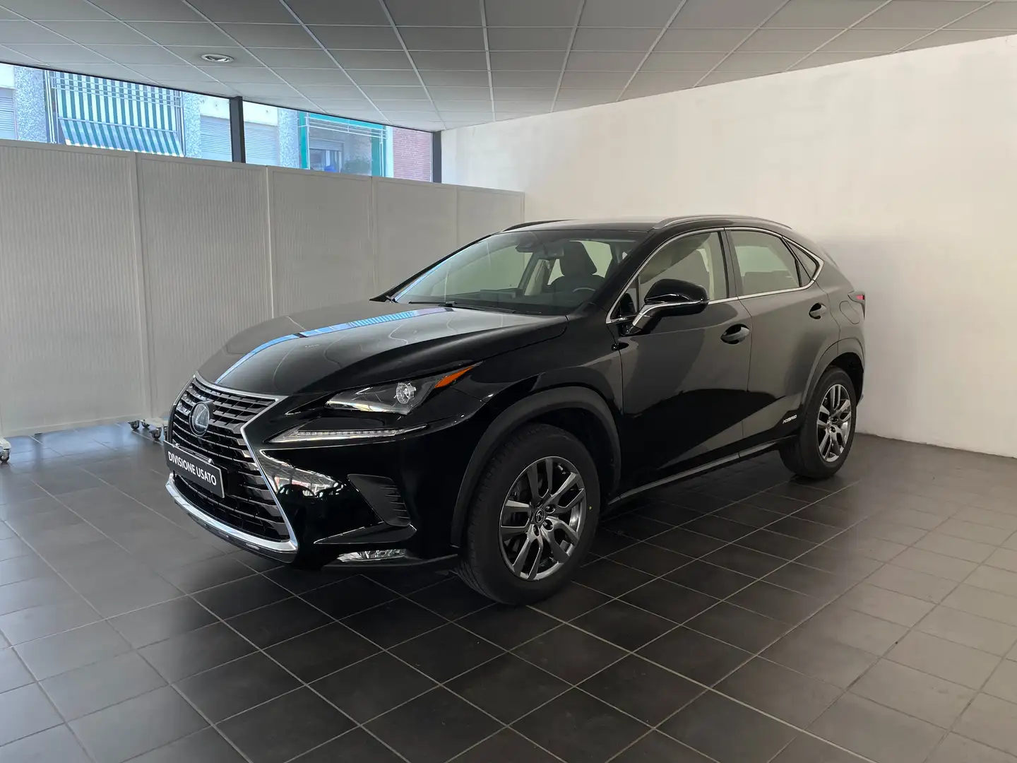 Lexus NX 300 300h 2.5 Business 4wd cvt Nero - 1