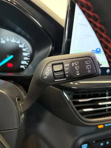 Ford Focus view 17