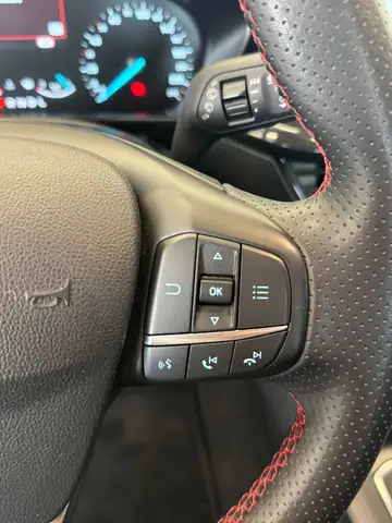 Ford Focus view 15