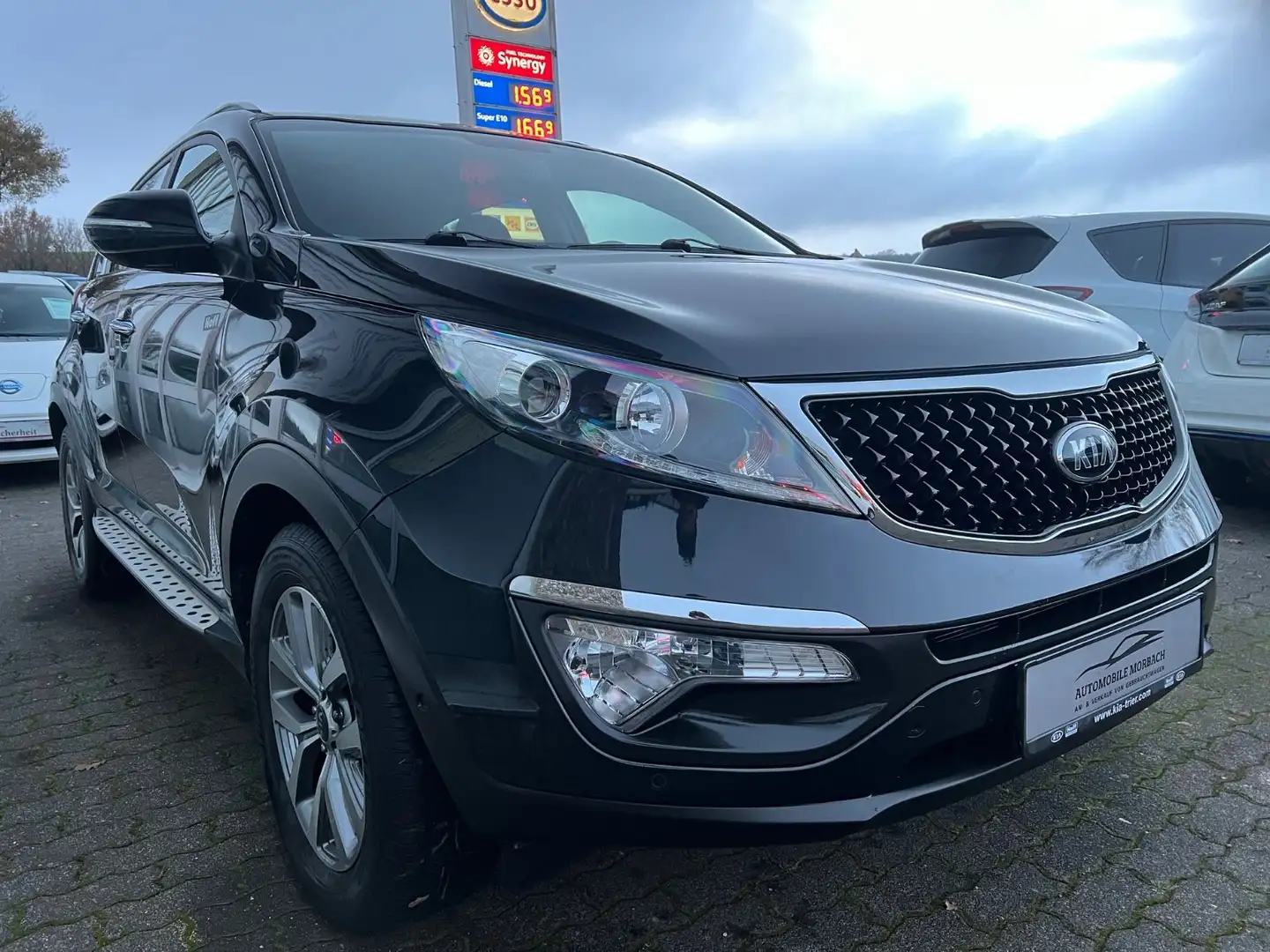 Kia Sportage Dream Team 1.6*R-CAM*LEDER*LED*NAVI*EU6 Schwarz - 2