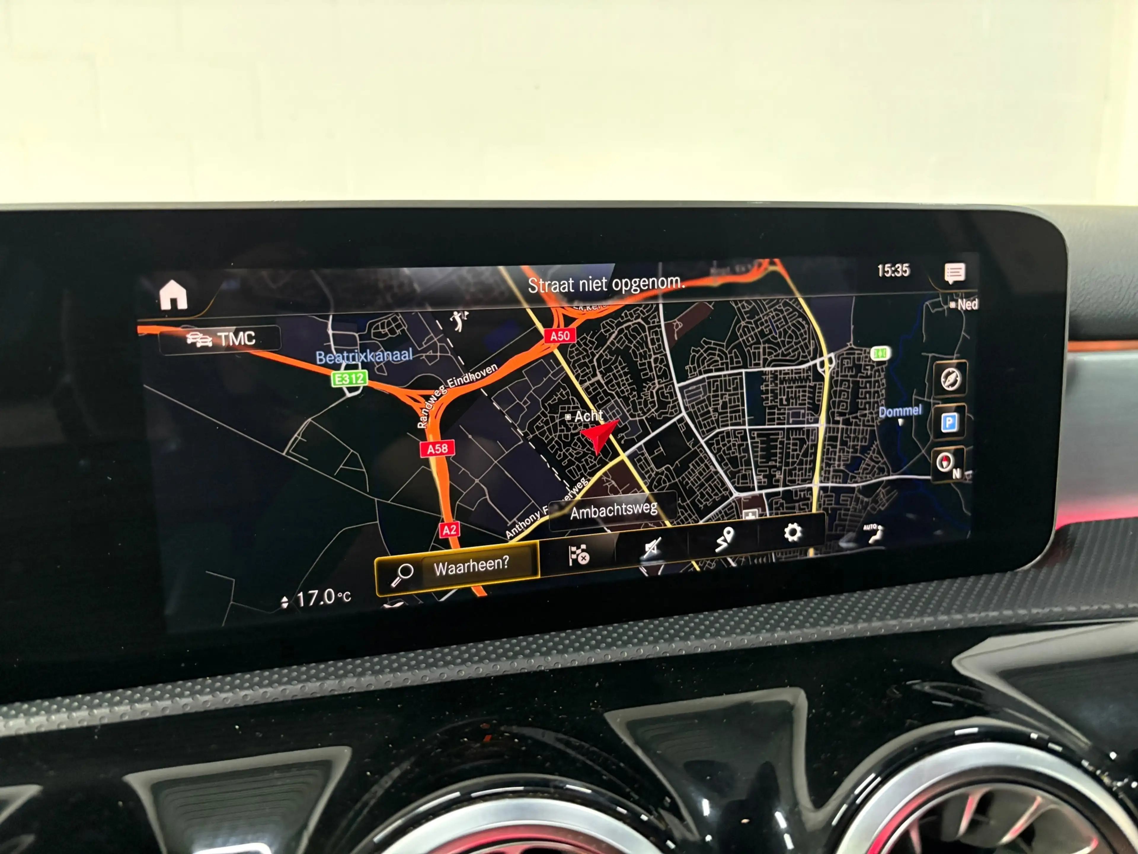 Mercedes-Benz A 250 Premium Plus AMG, Pano, Sfeer, Night — photo 14