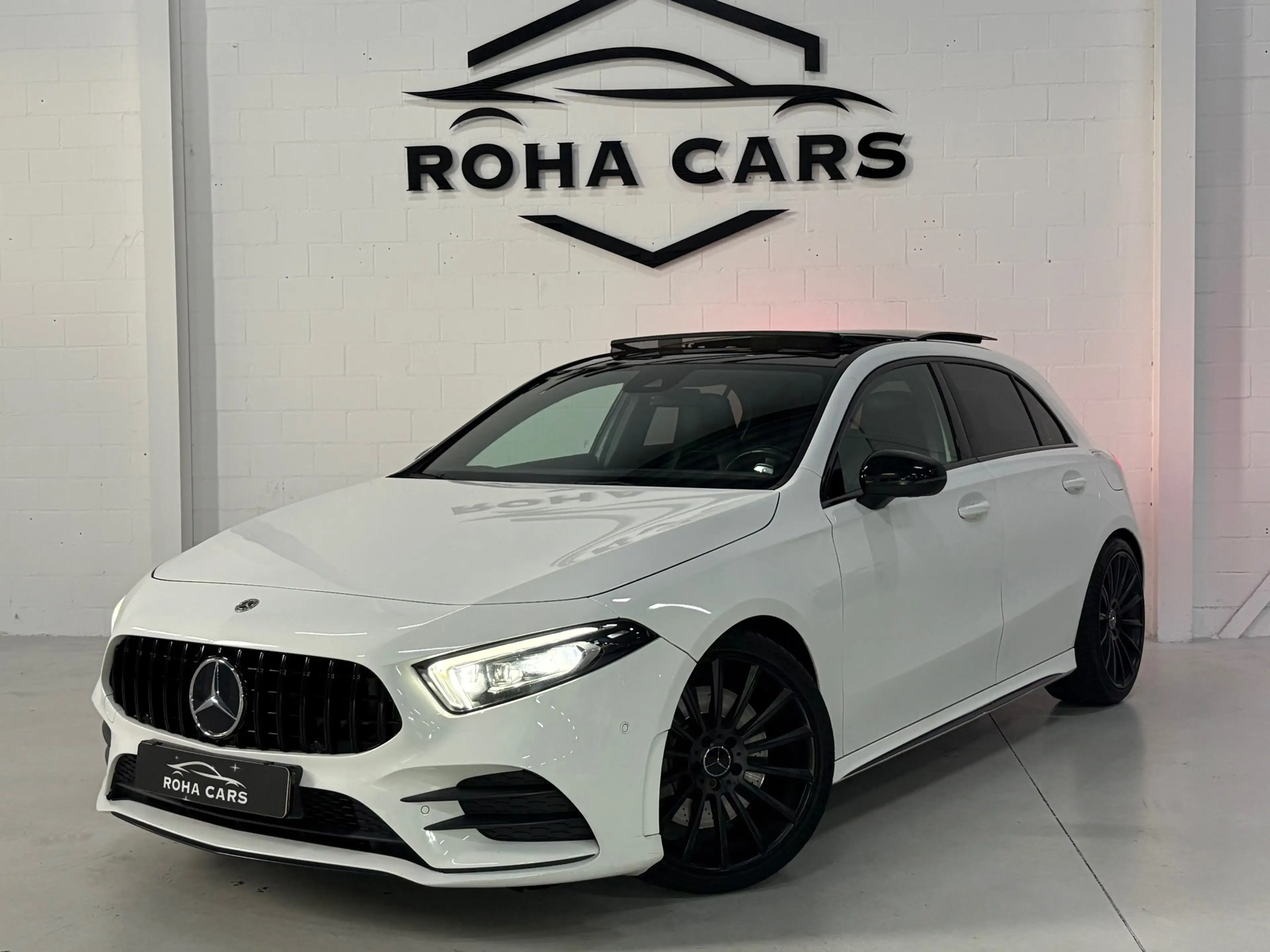 Mercedes-Benz A 250 Premium Plus AMG, Pano, Sfeer, Night
