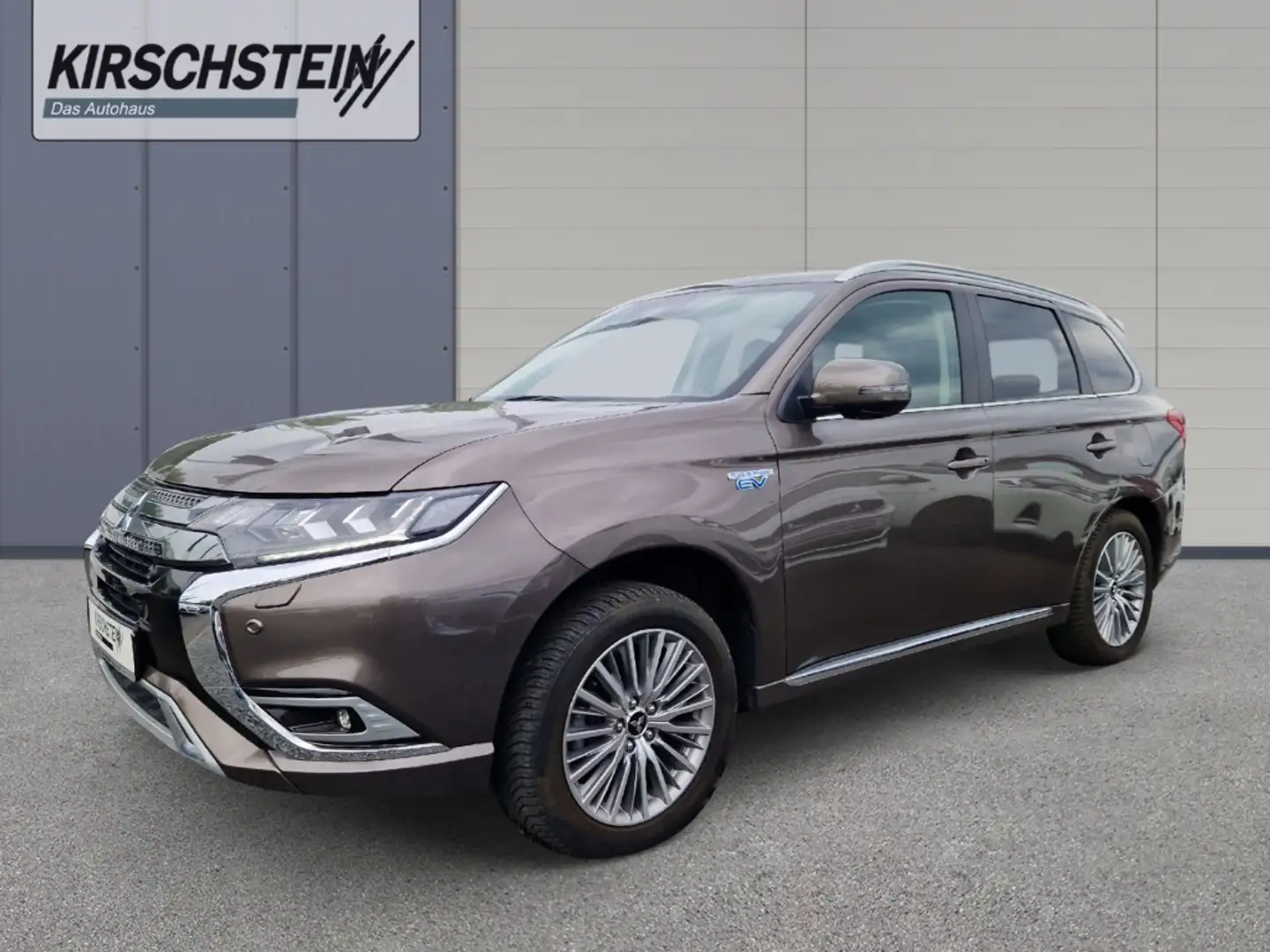 Mitsubishi Outlander 2.4 Plus Fahrassistent Allwetter Bruin - 2
