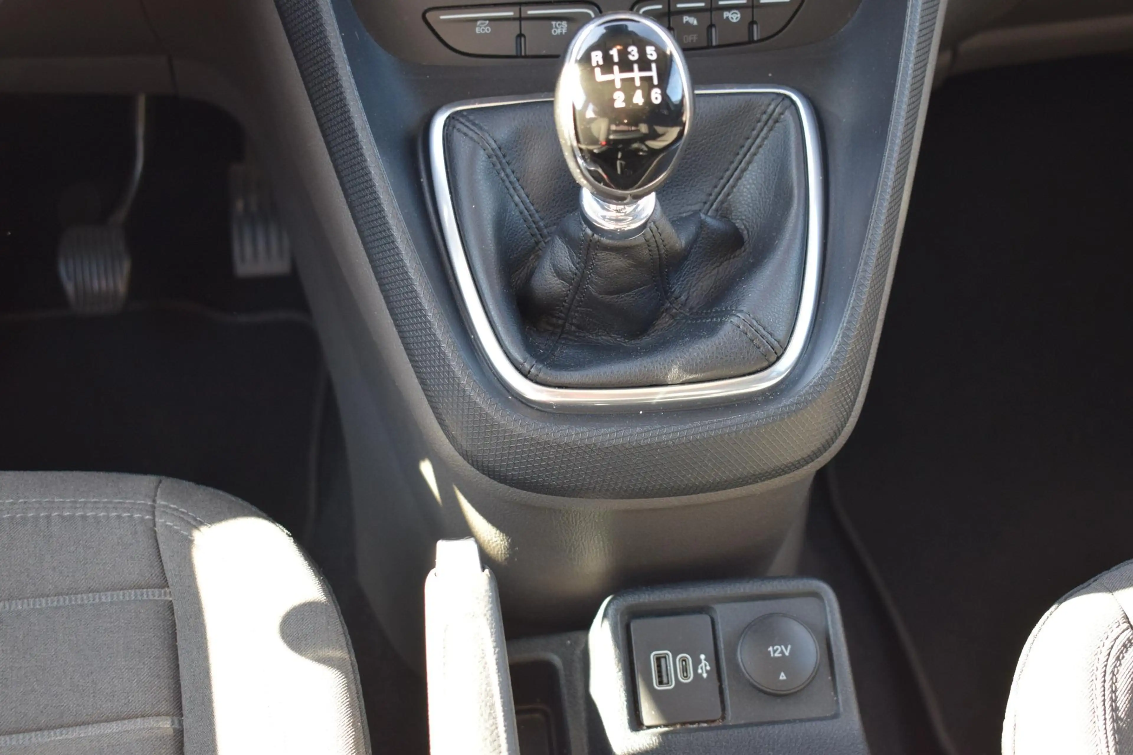 Ford Tourneo Connect Grand Titanium L2 Top Ausstattg — photo 14