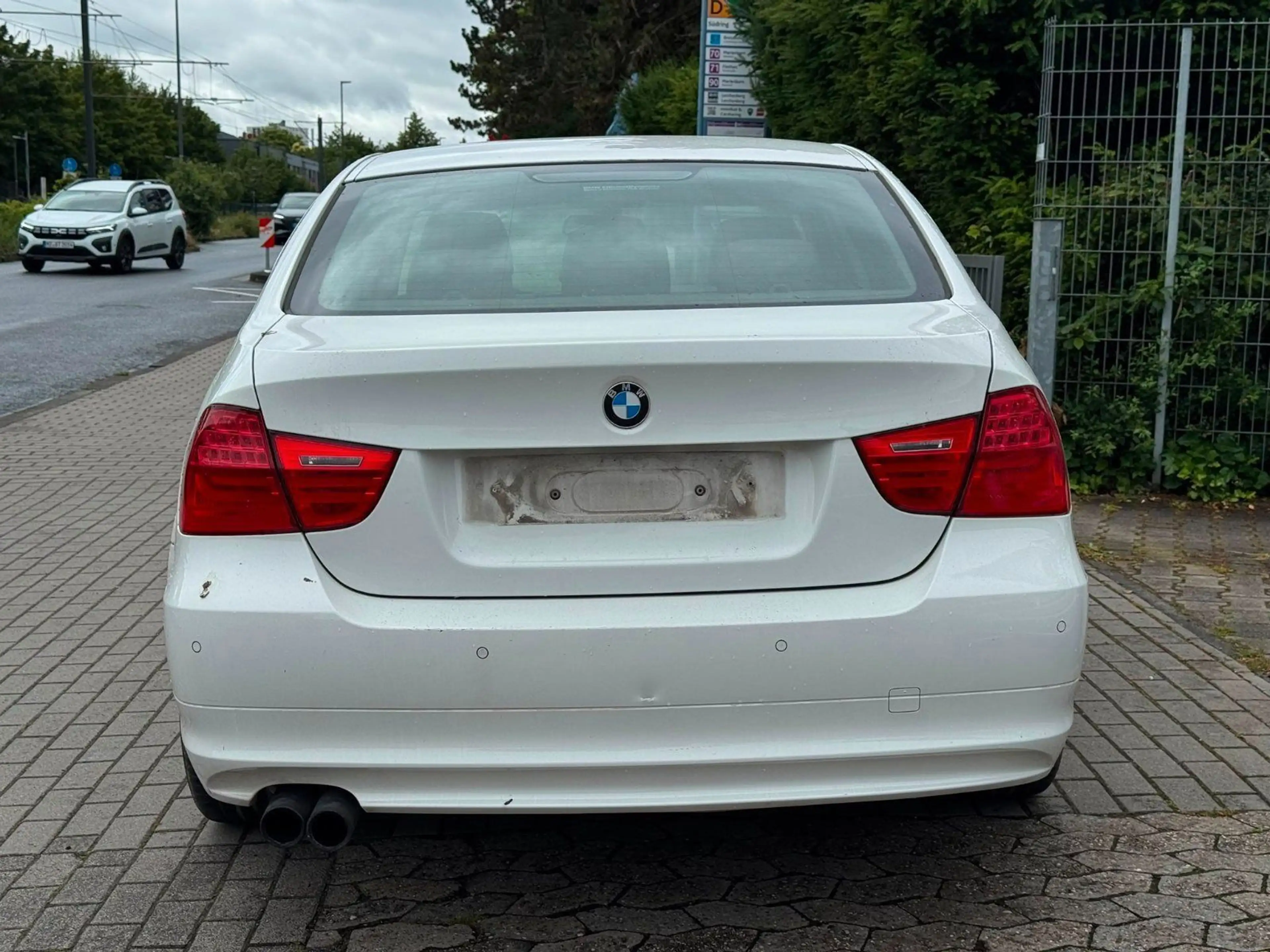 BMW 325 d ConnectedDrive PDC. M-Lenkrad. Klima — photo 5