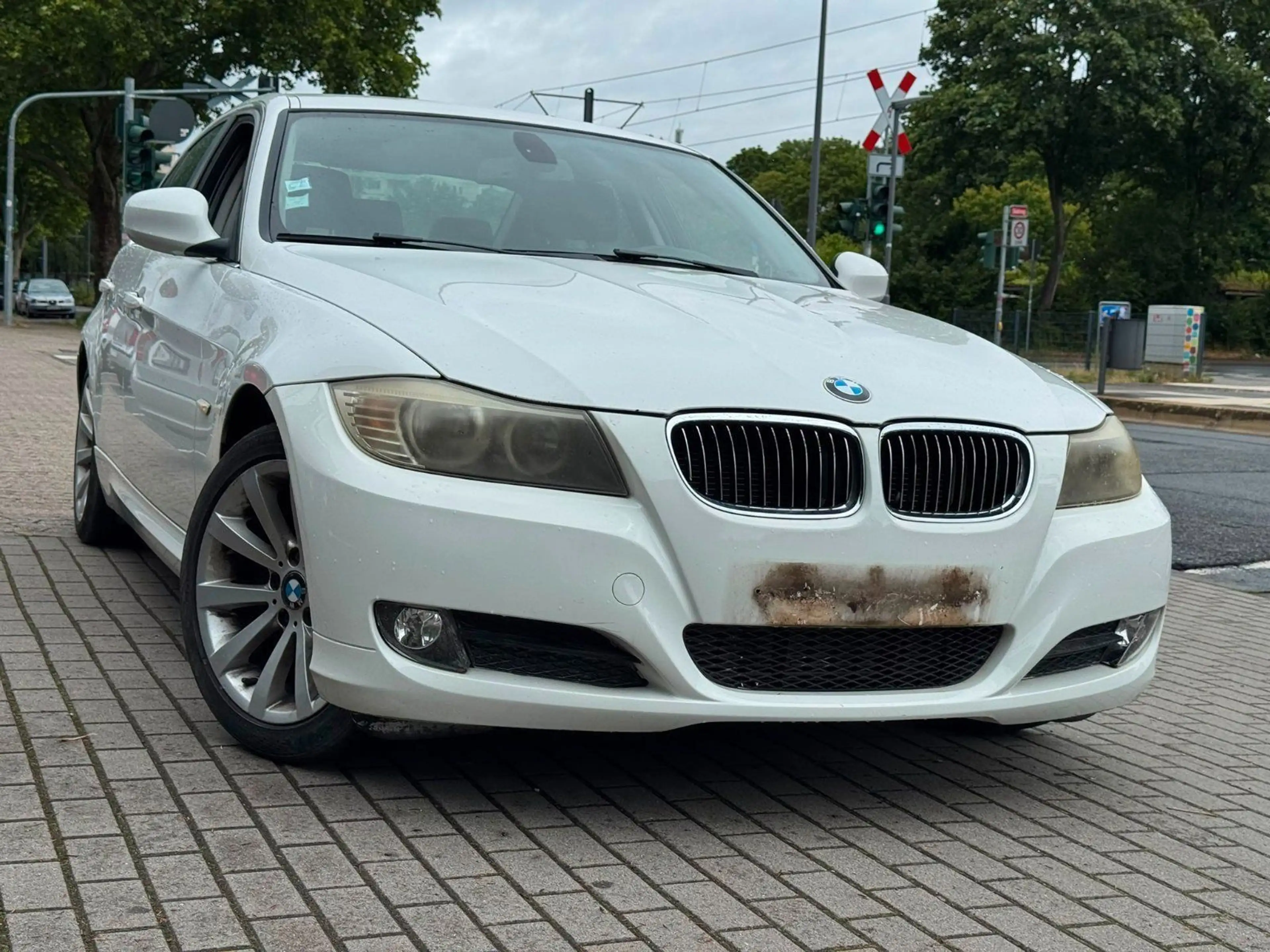 BMW 325 d ConnectedDrive PDC. M-Lenkrad. Klima — photo 4