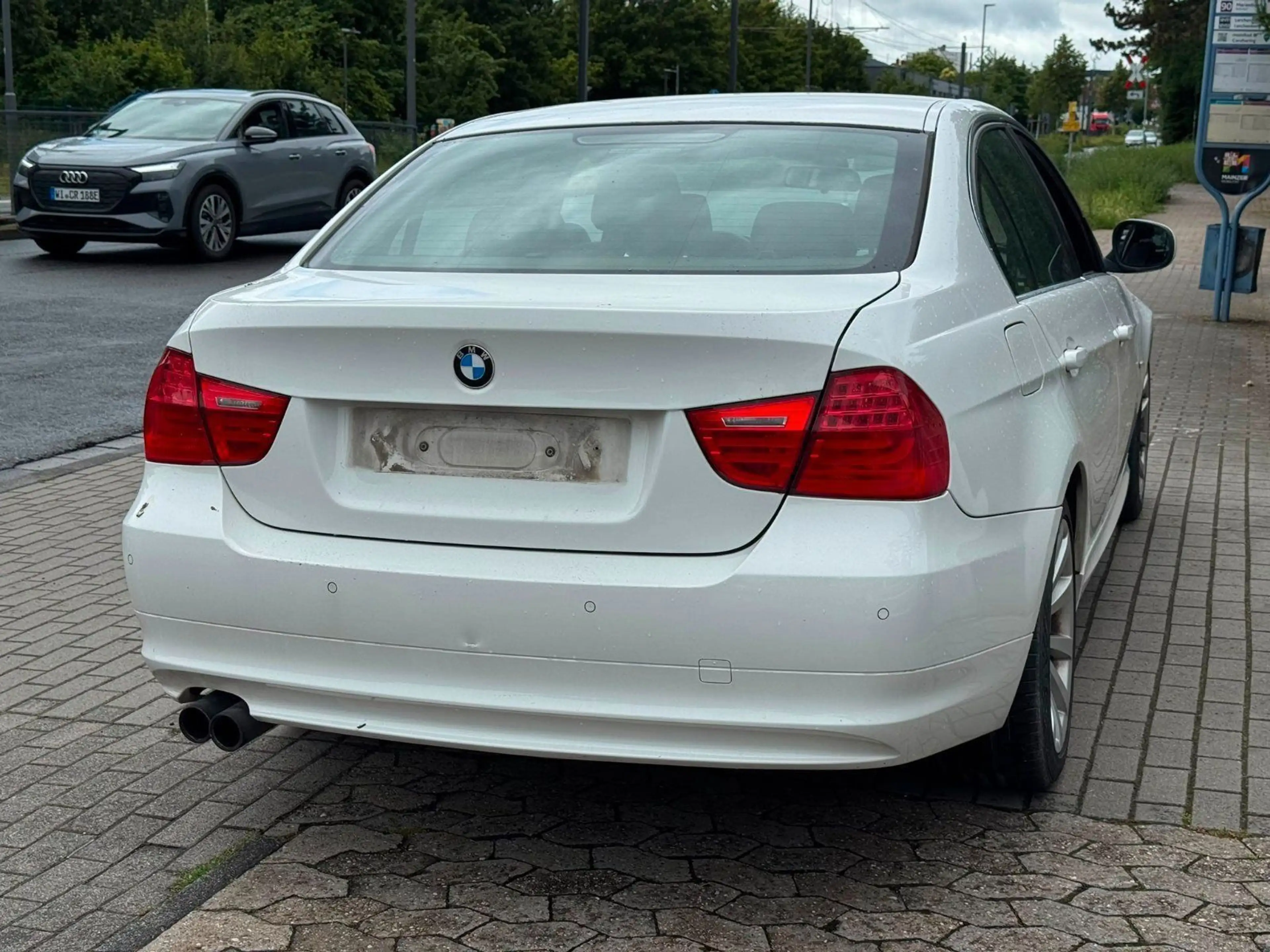 BMW 325 d ConnectedDrive PDC. M-Lenkrad. Klima — photo 7