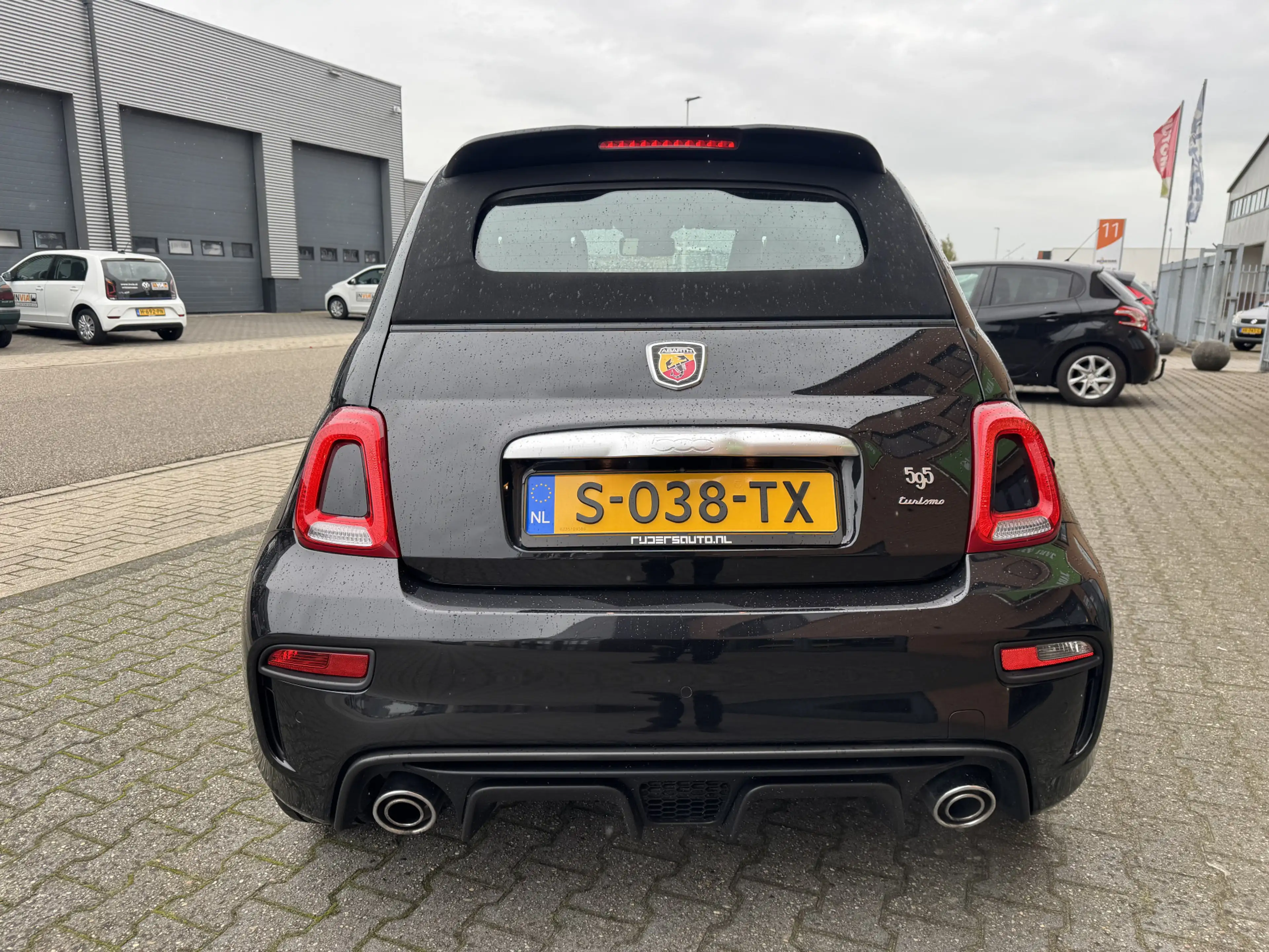 Fiat 500 Abarth 1.4 T-Jet Turismo Automaat, als nieuw — photo 5