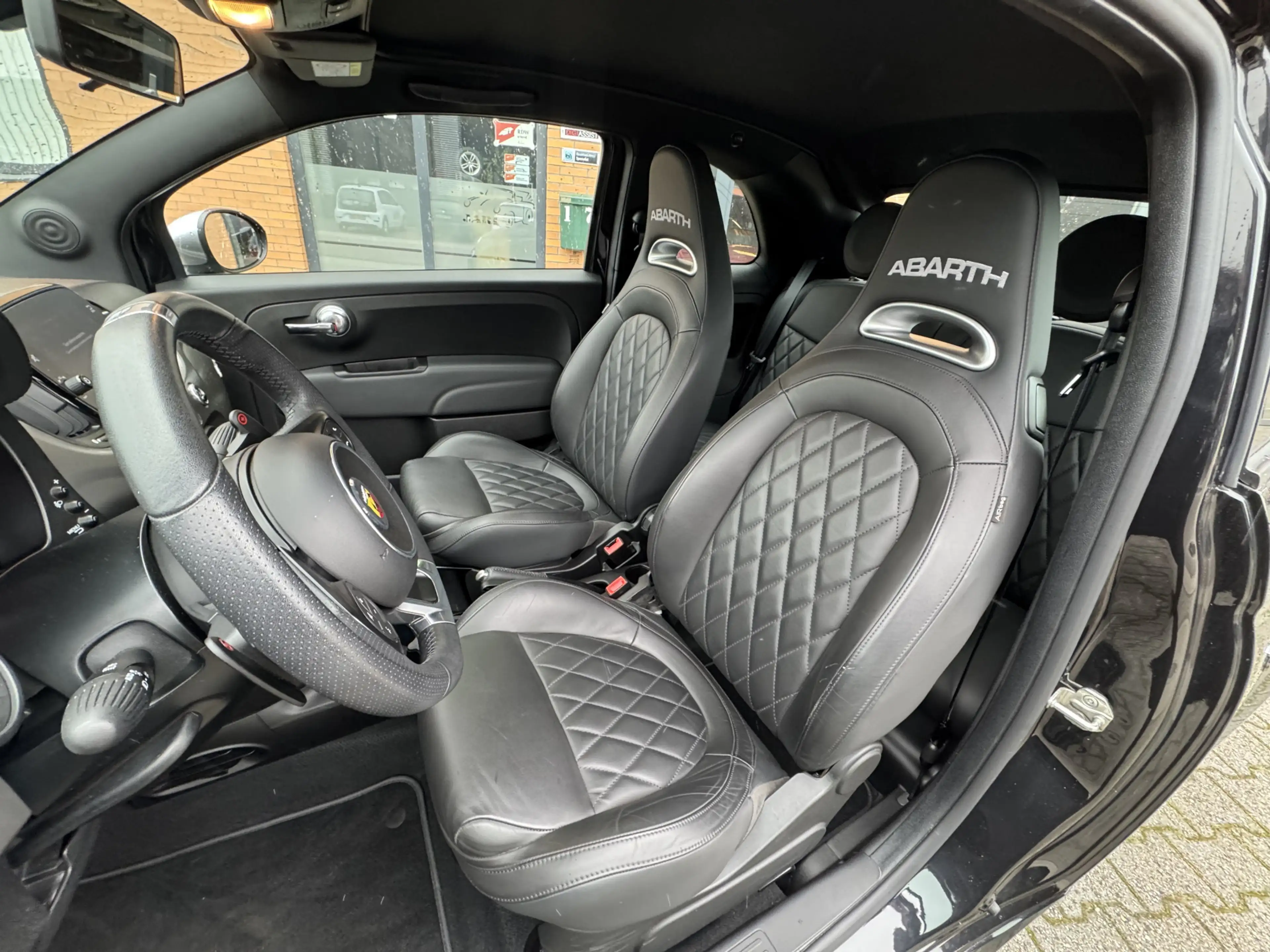 Fiat 500 Abarth 1.4 T-Jet Turismo Automaat, als nieuw — photo 8
