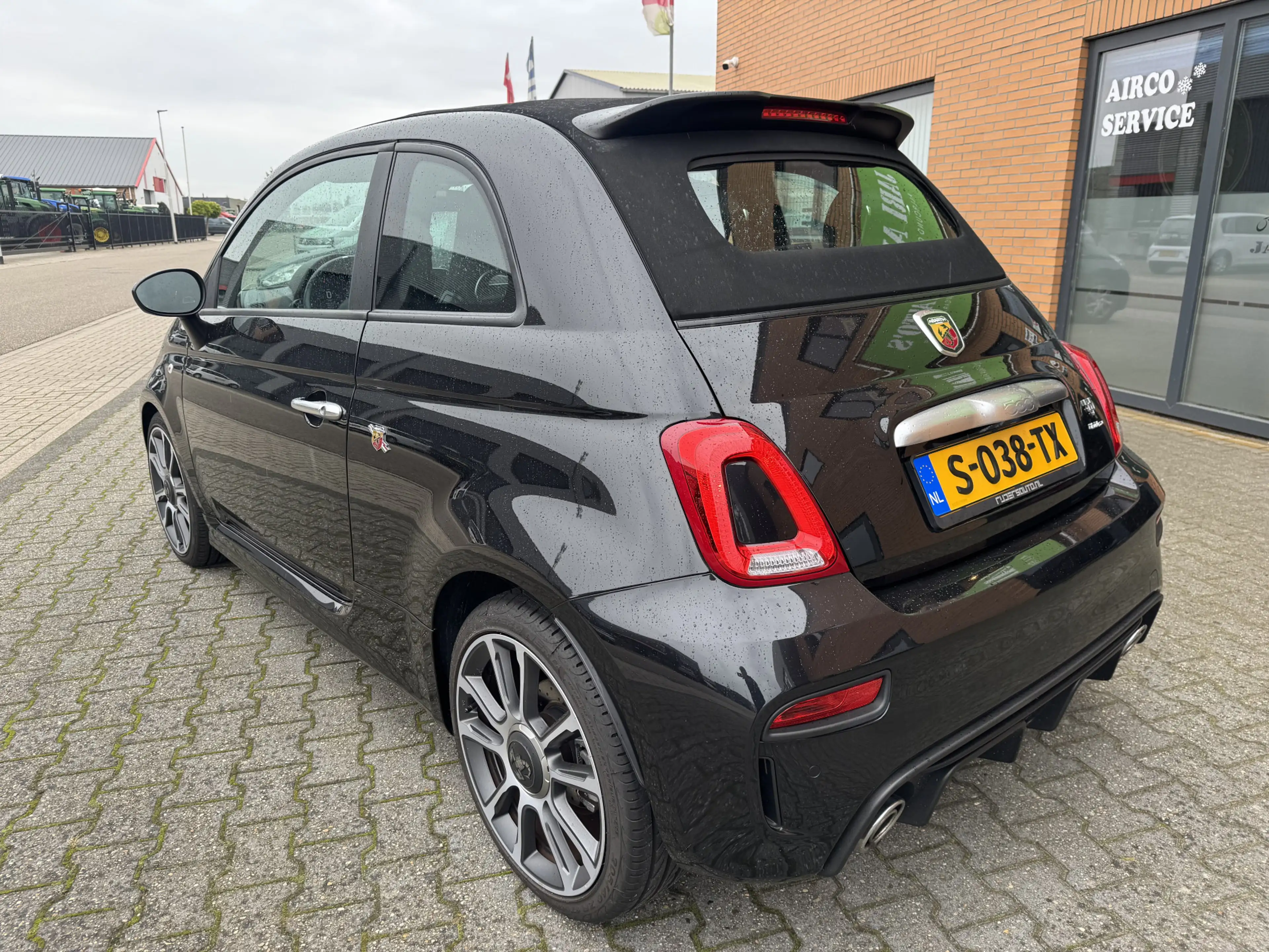 Fiat 500 Abarth 1.4 T-Jet Turismo Automaat, als nieuw — photo 6