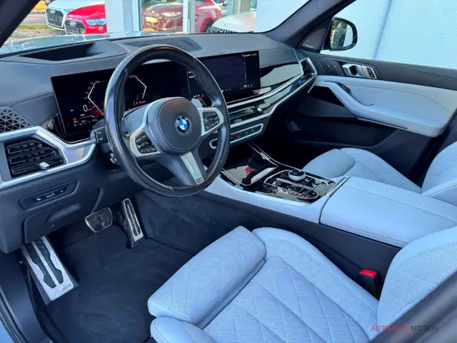 BMW X5 view 9