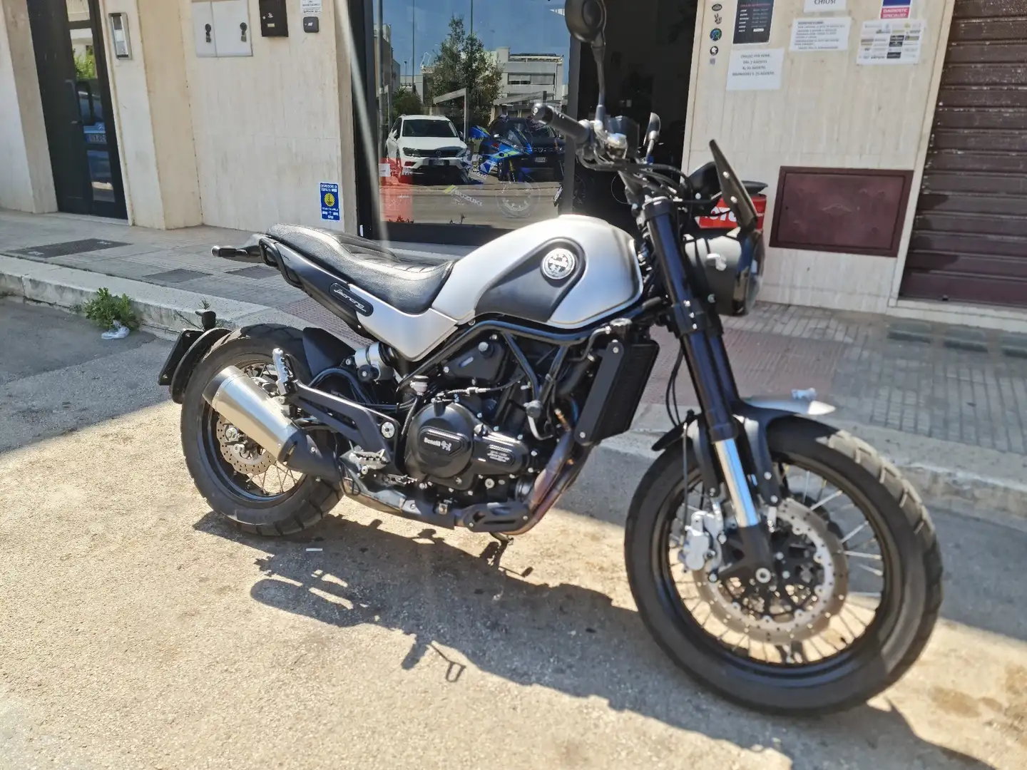 Benelli Leoncino trail Gri - 2