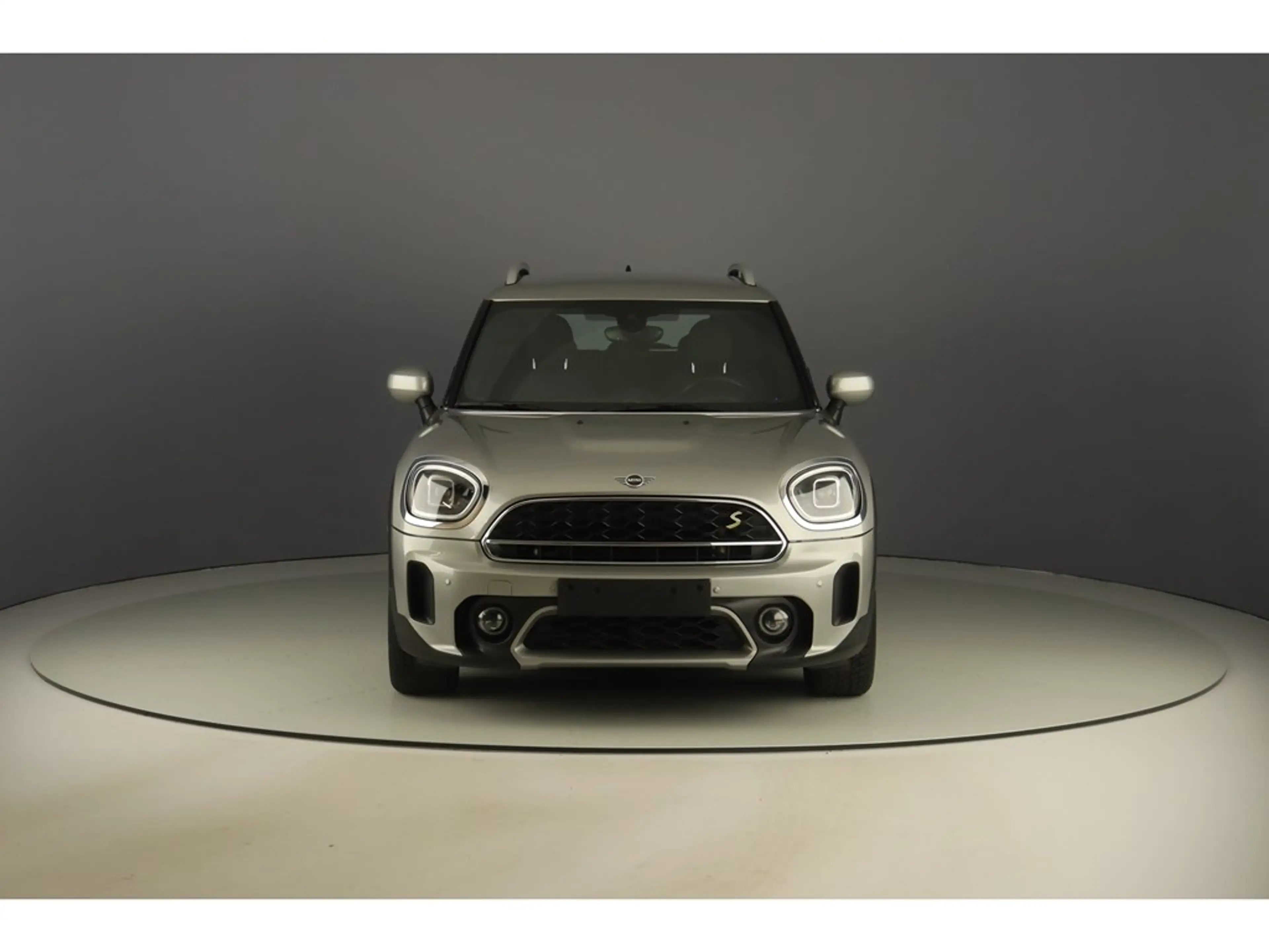 MINI Cooper SE Countryman ALL4 220pk Pack Business — photo 8
