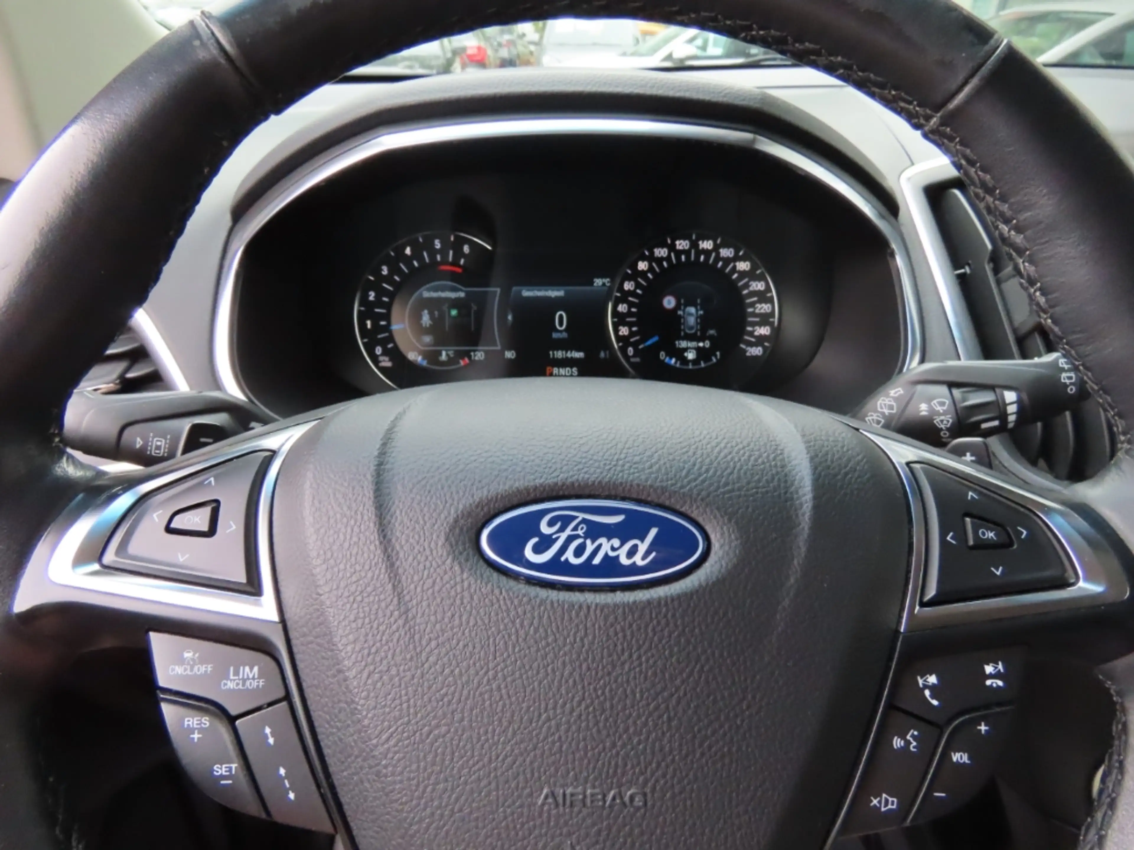 Ford Edge Titanium 1.Hd*Matrix*B&O*Navi*Kam*ACC*AHK — photo 12