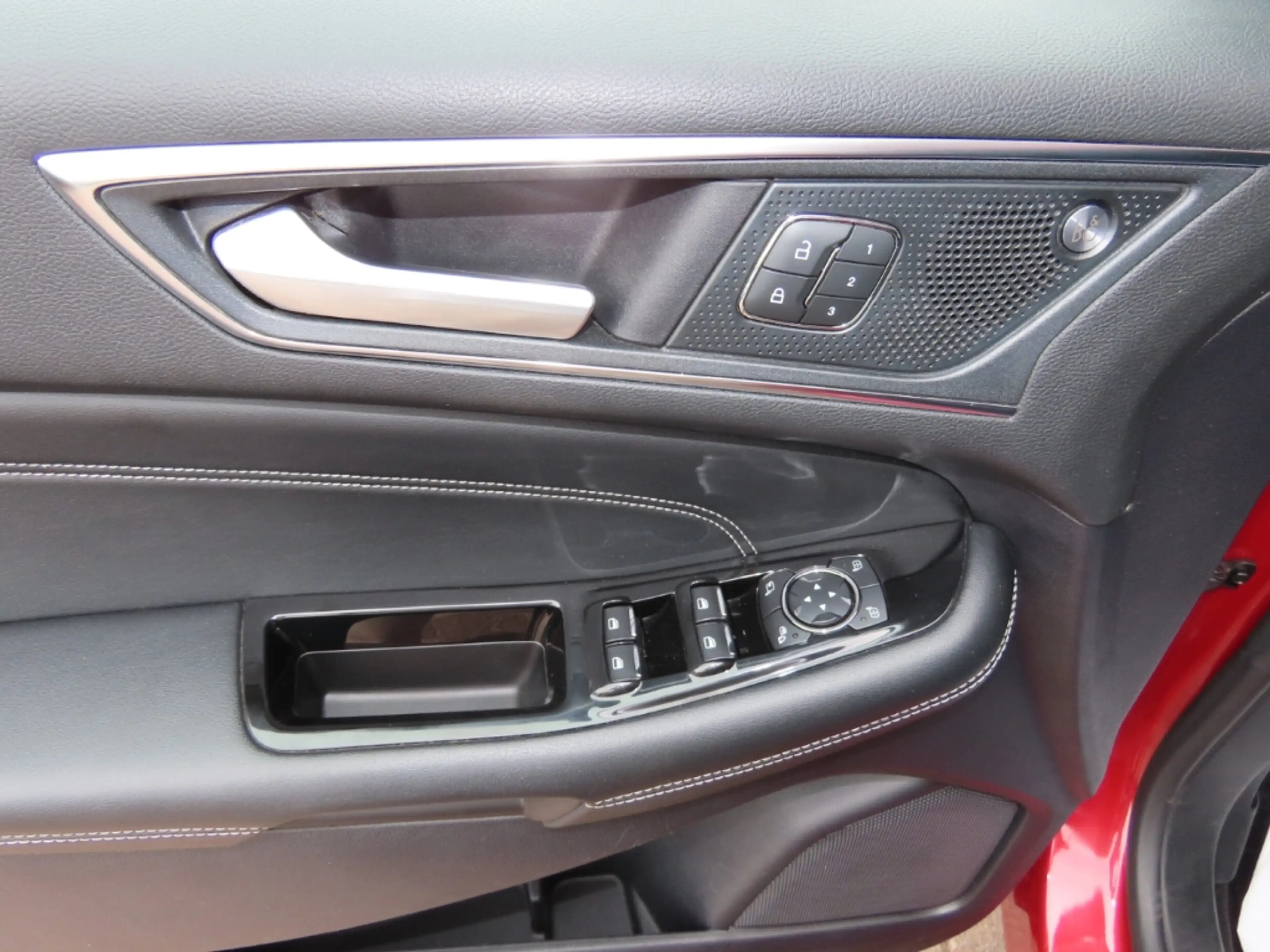 Ford Edge Titanium 1.Hd*Matrix*B&O*Navi*Kam*ACC*AHK — photo 8