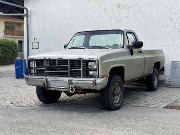 Chevrolet K30 Military 6.2 V8 Diesel | 25.000 Mile