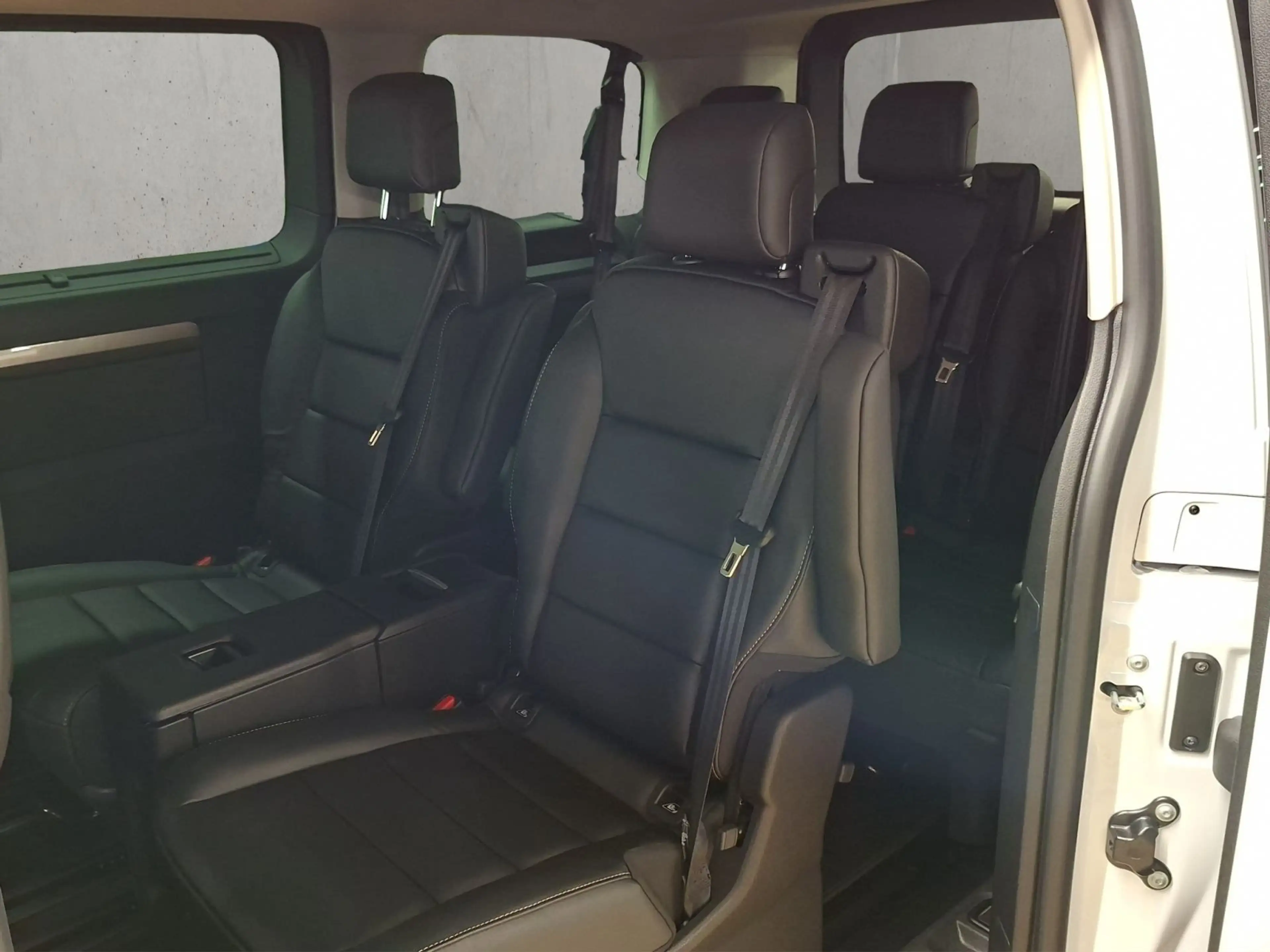 Citroen Spacetourer . — photo 13