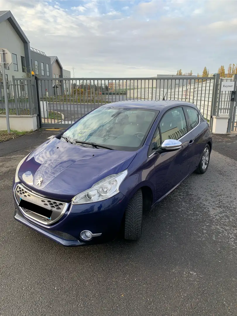 Peugeot 208 1.6 e-HDi 92ch FAP BMP6 Allure - 1