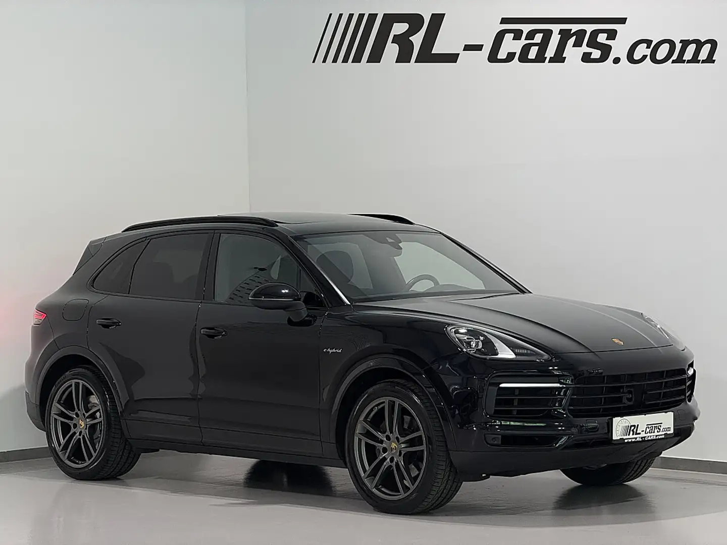 Porsche Cayenne III E-Hybrid Aut/Panorama/Sport-Chrono/AHK/PASM Schwarz - 1