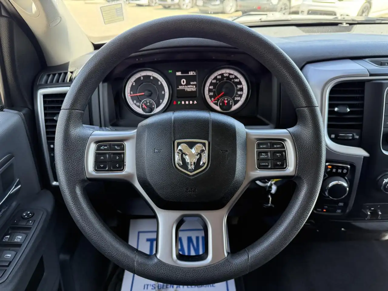 RAM 1500 снимка RAM 1500