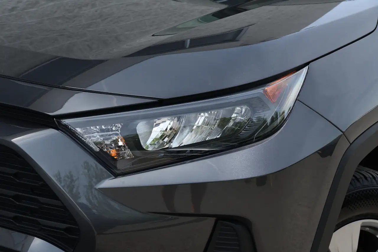 Toyota RAV 4 снимка Toyota RAV 4