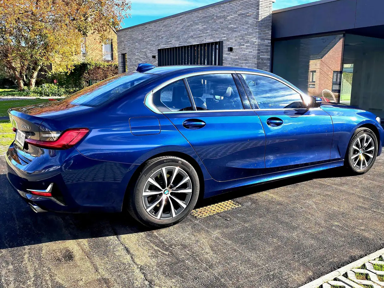 BMW 320