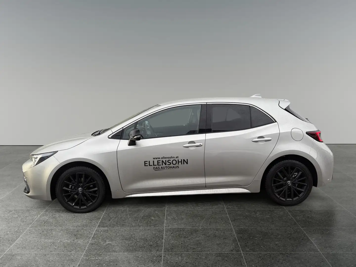 Toyota Corolla Corolla 1,8l Hybrid 5 Türer Active Drive Silber - 2