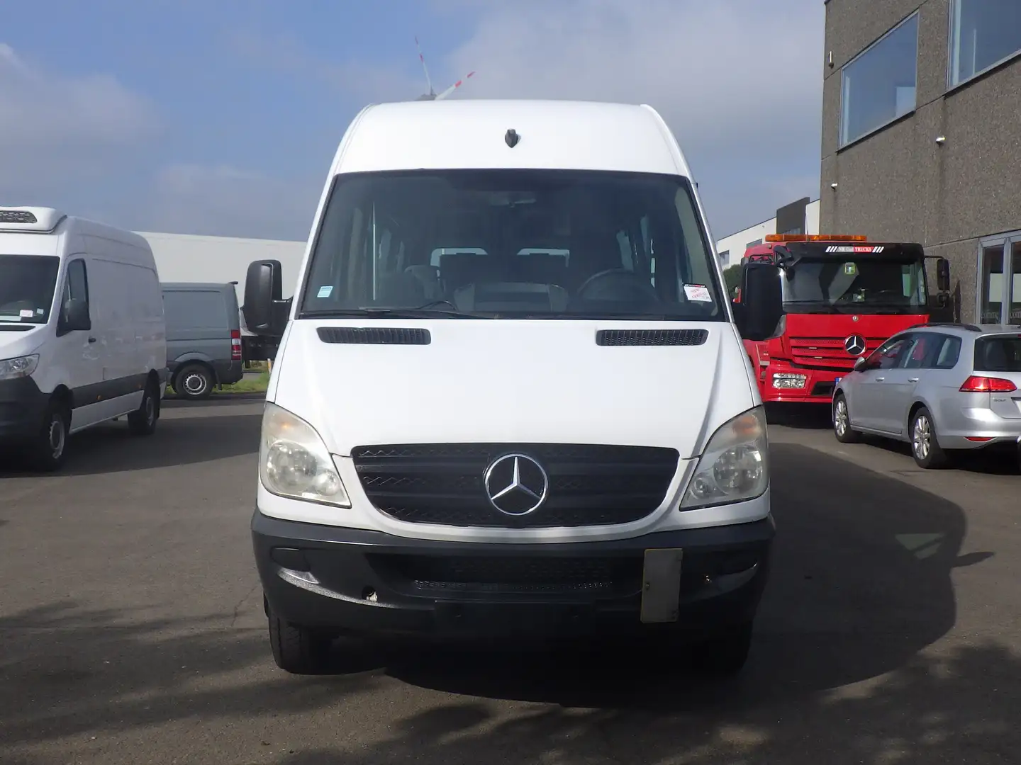 Mercedes-Benz Sprinter 314 BUS (Stock ID 42929) Blanc - 2