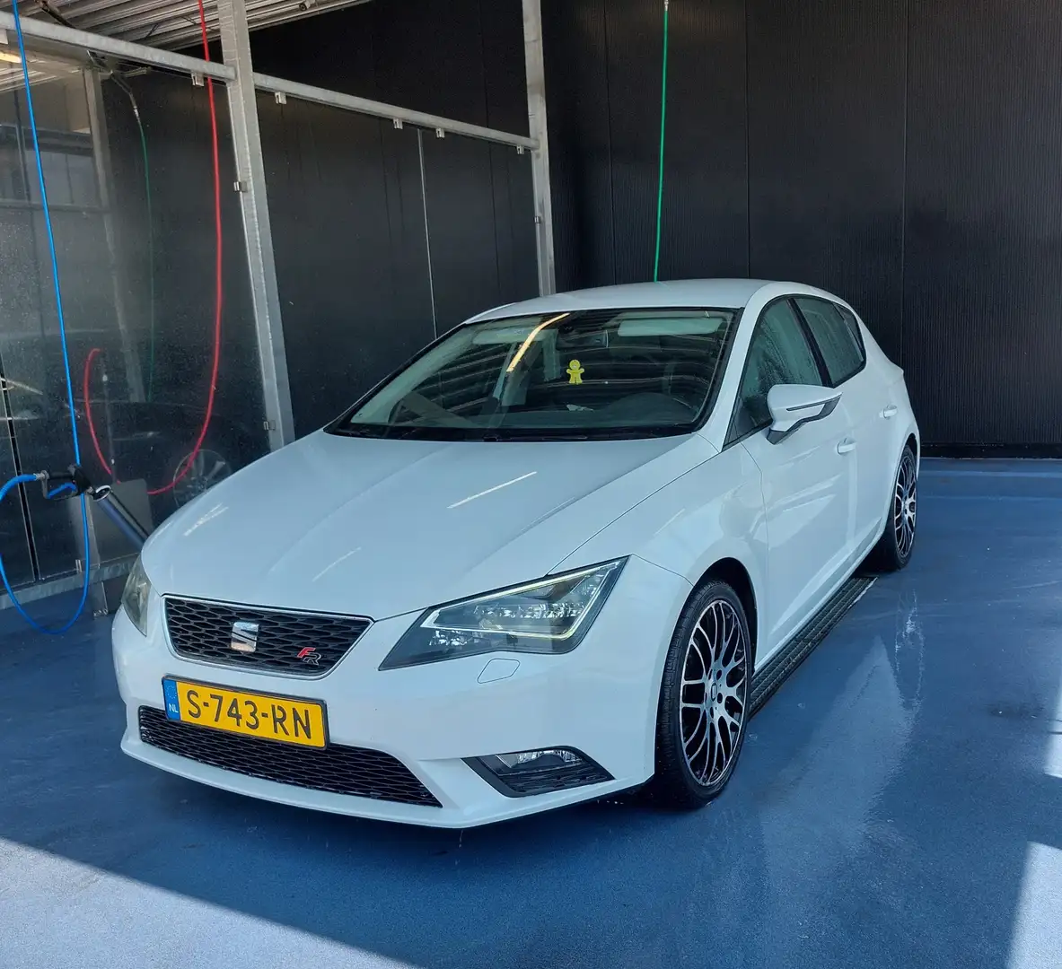 SEAT Leon 1.4 TSI FR Style Vakantieklaar! Tel nr in Adv! Wit - 1