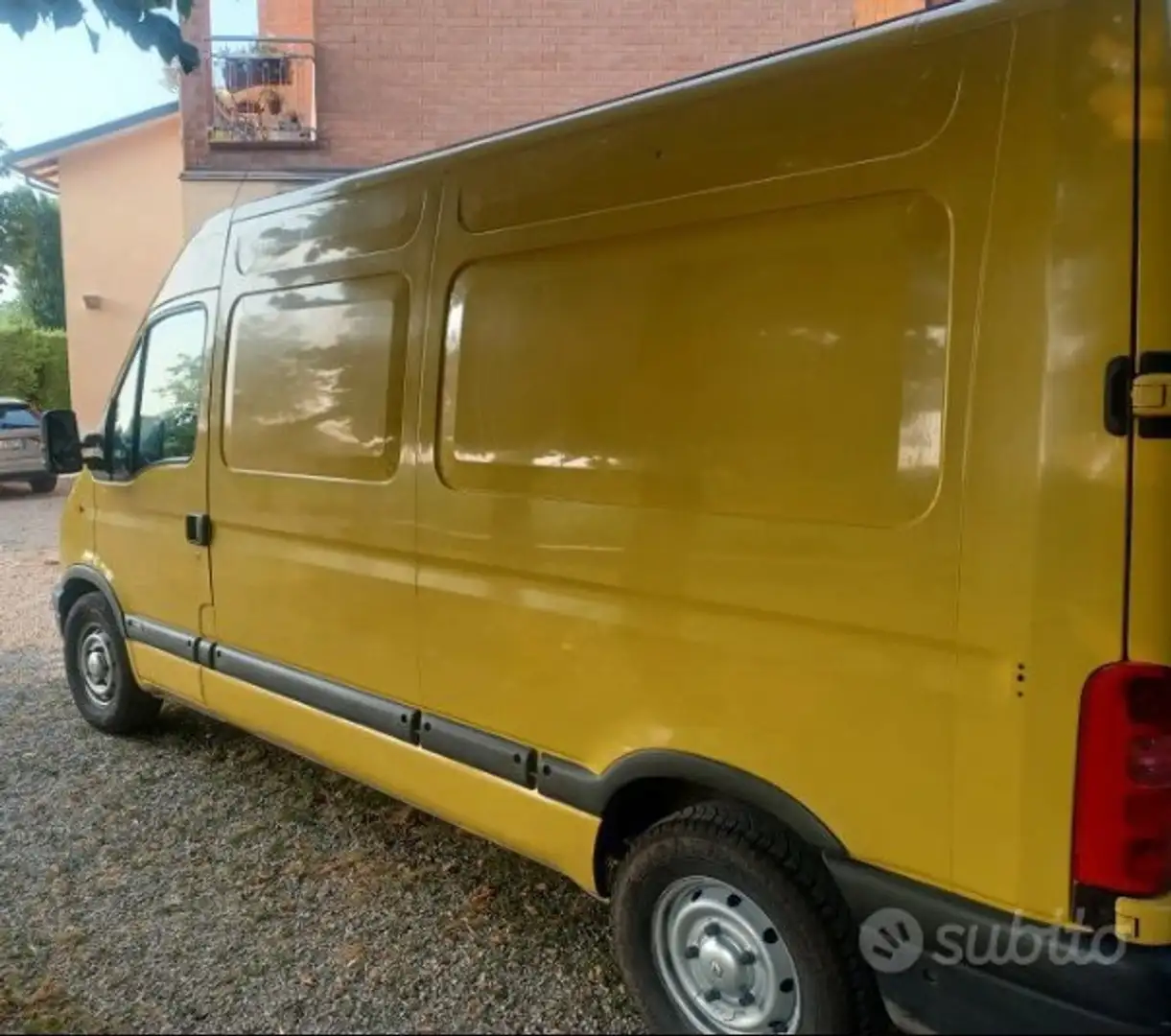Renault Master Base Amarillo - 2