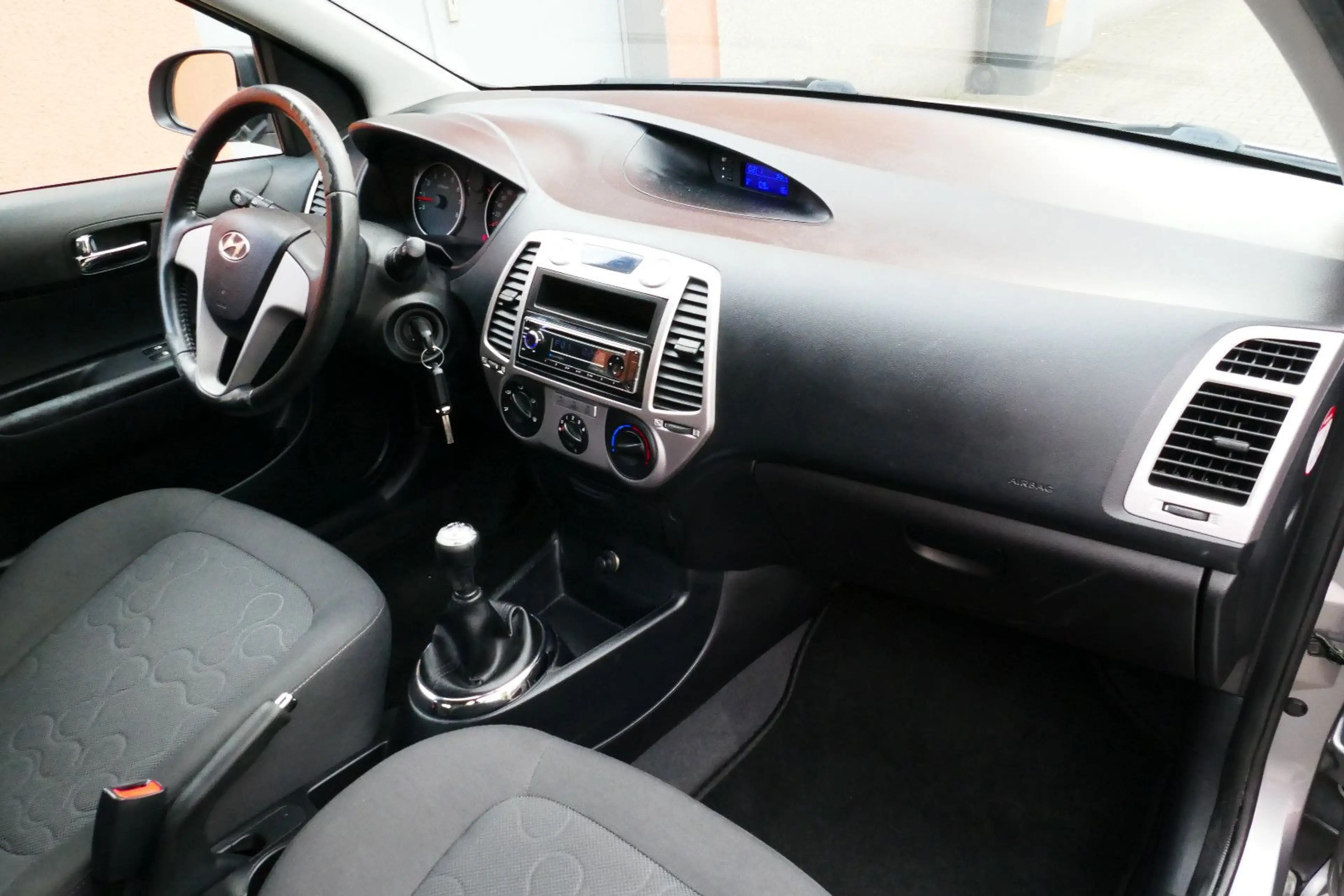 Hyundai i20 #55Tkm, #Klimaanlage — photo 12