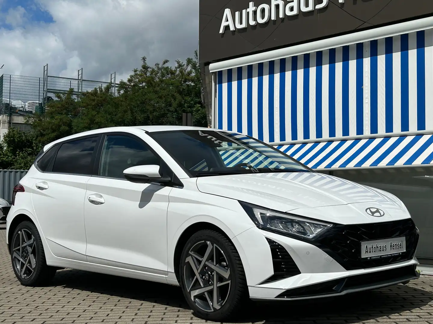 Hyundai i20 1.0 T-GDi Prime BOSE-Sound LED Navi Kamera SHZ/LHZ Weiß - 2