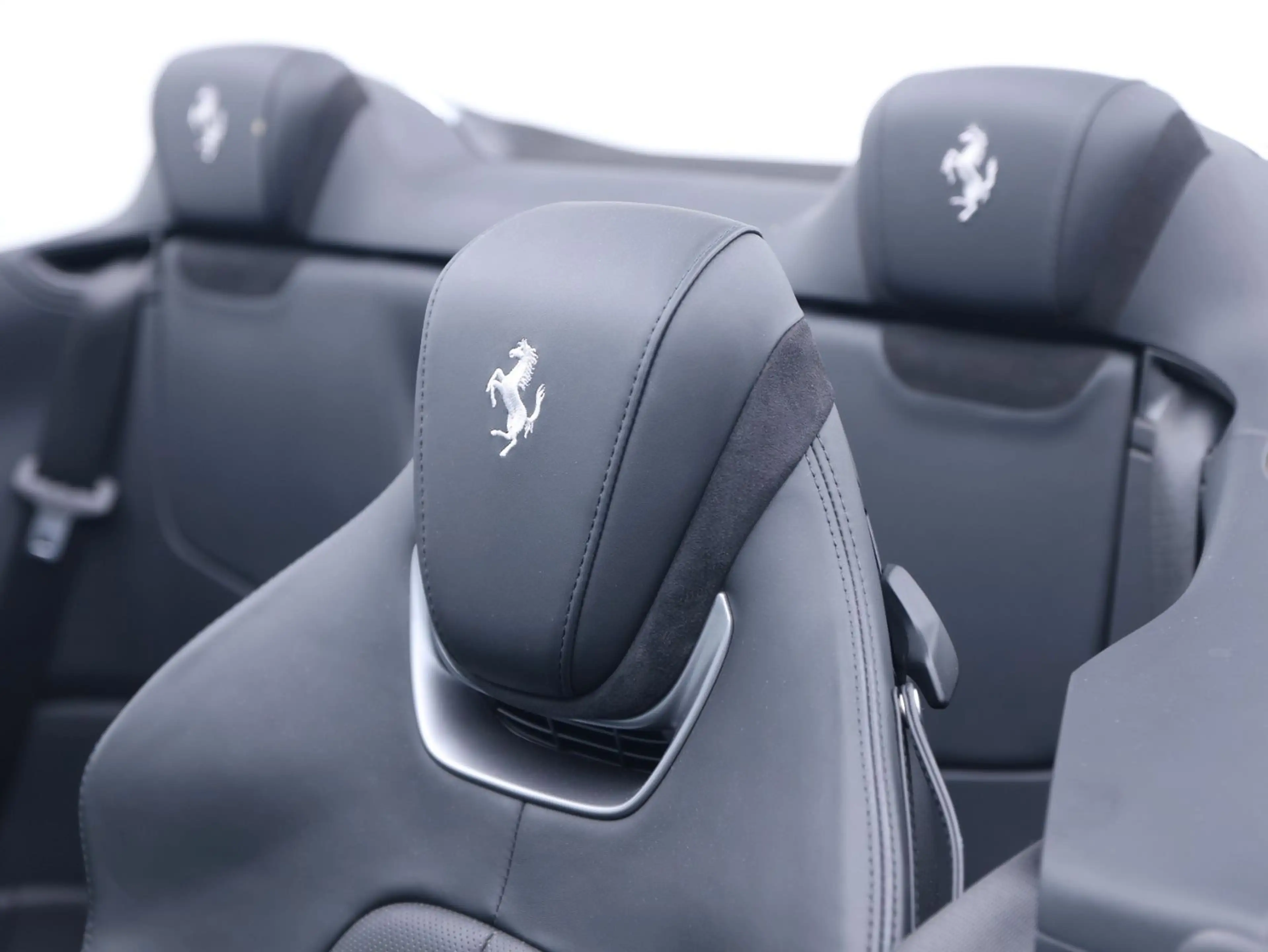 Ferrari Roma Spider ***Ferrari Frankfurt*** — photo 14