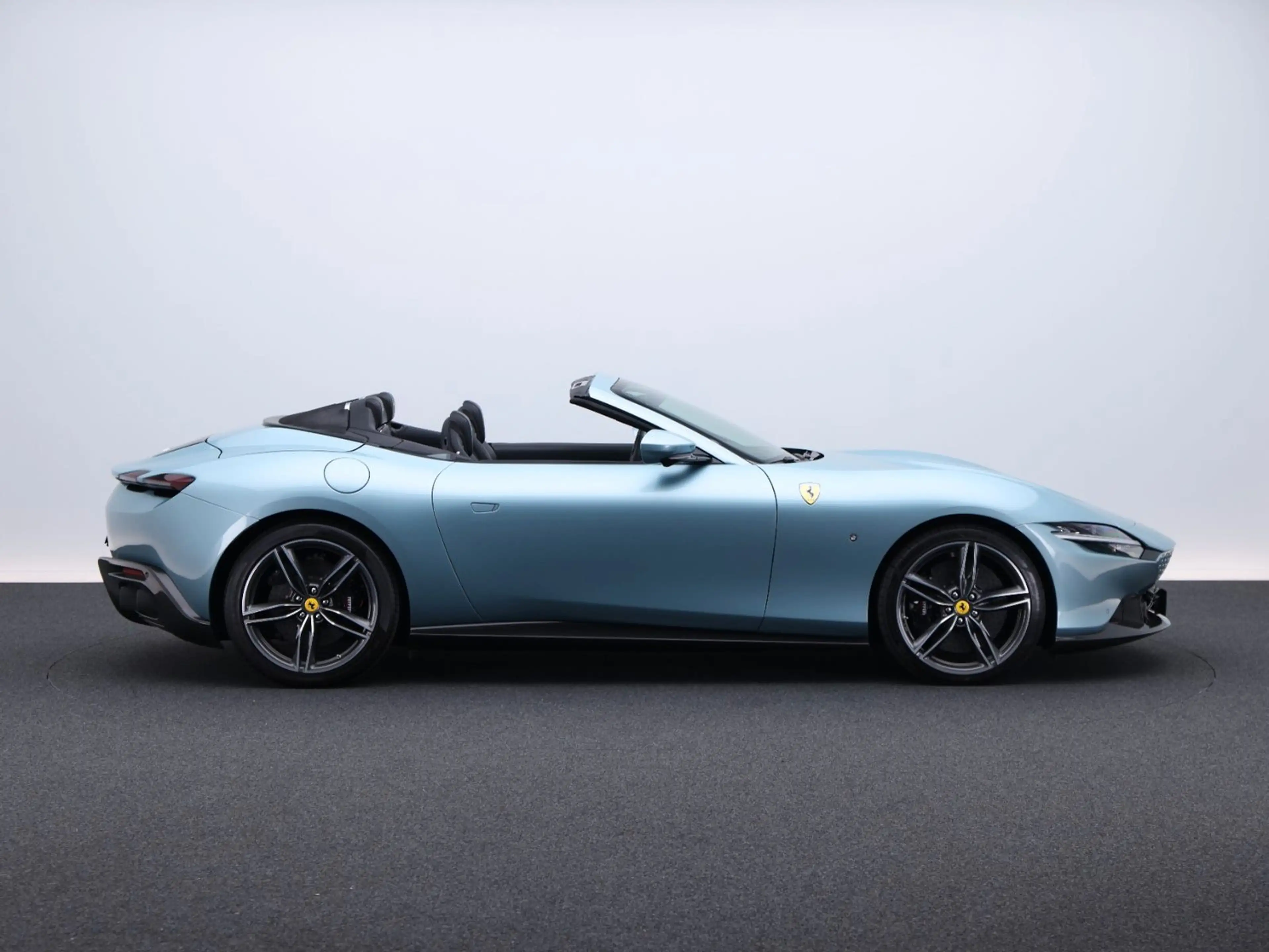 Ferrari Roma Spider ***Ferrari Frankfurt*** — photo 5