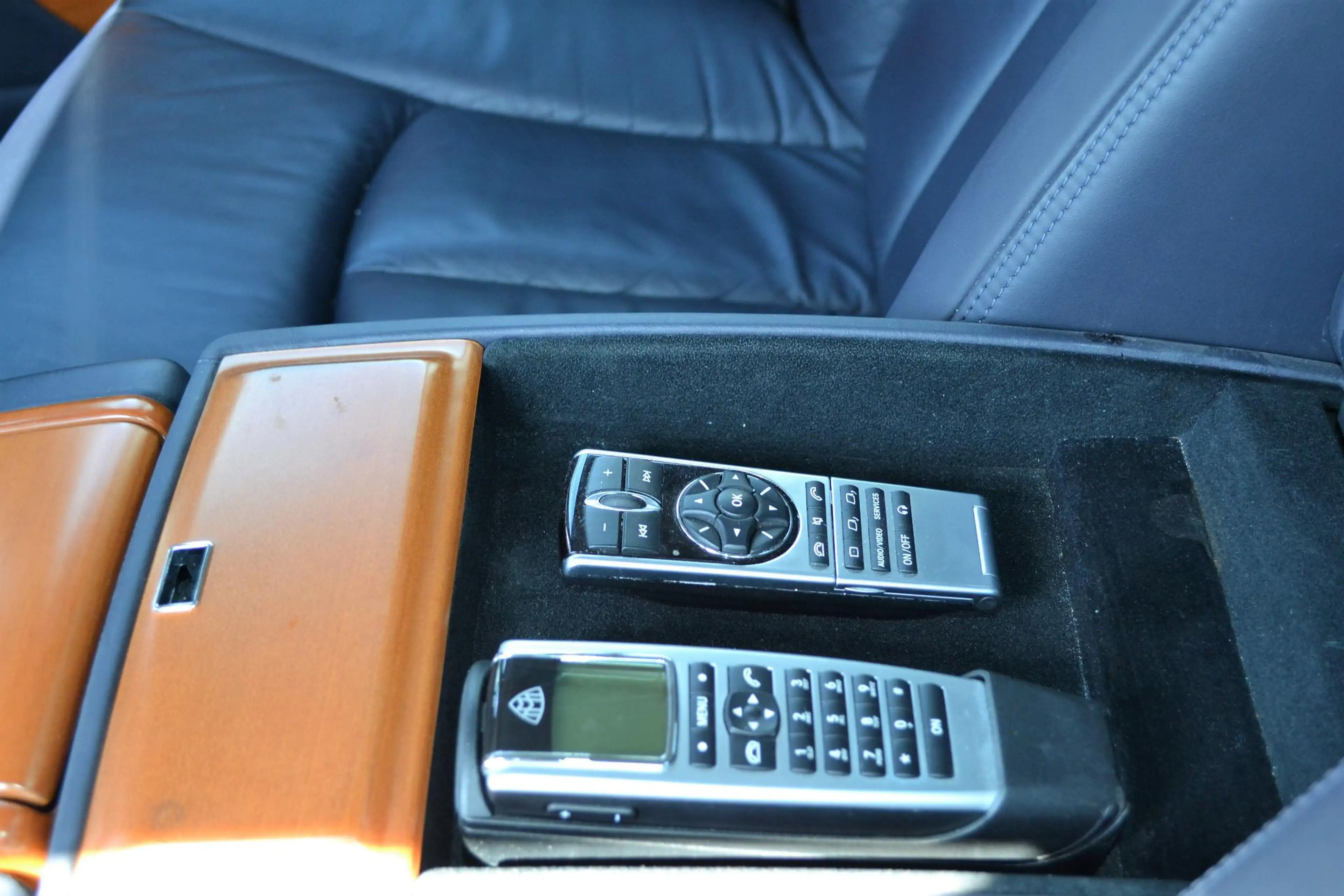 Maybach 57 5.5 V12 — photo 19