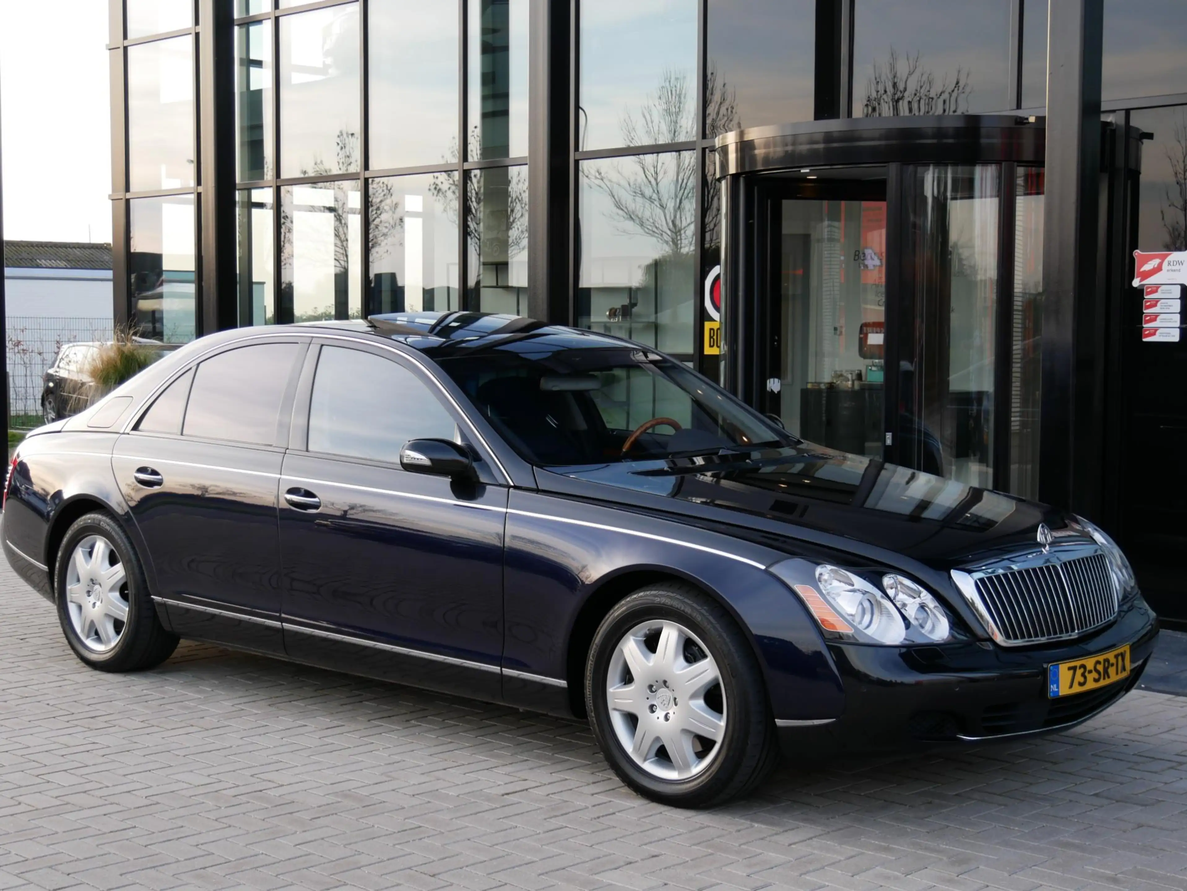 Maybach 57 5.5 V12 — photo 21