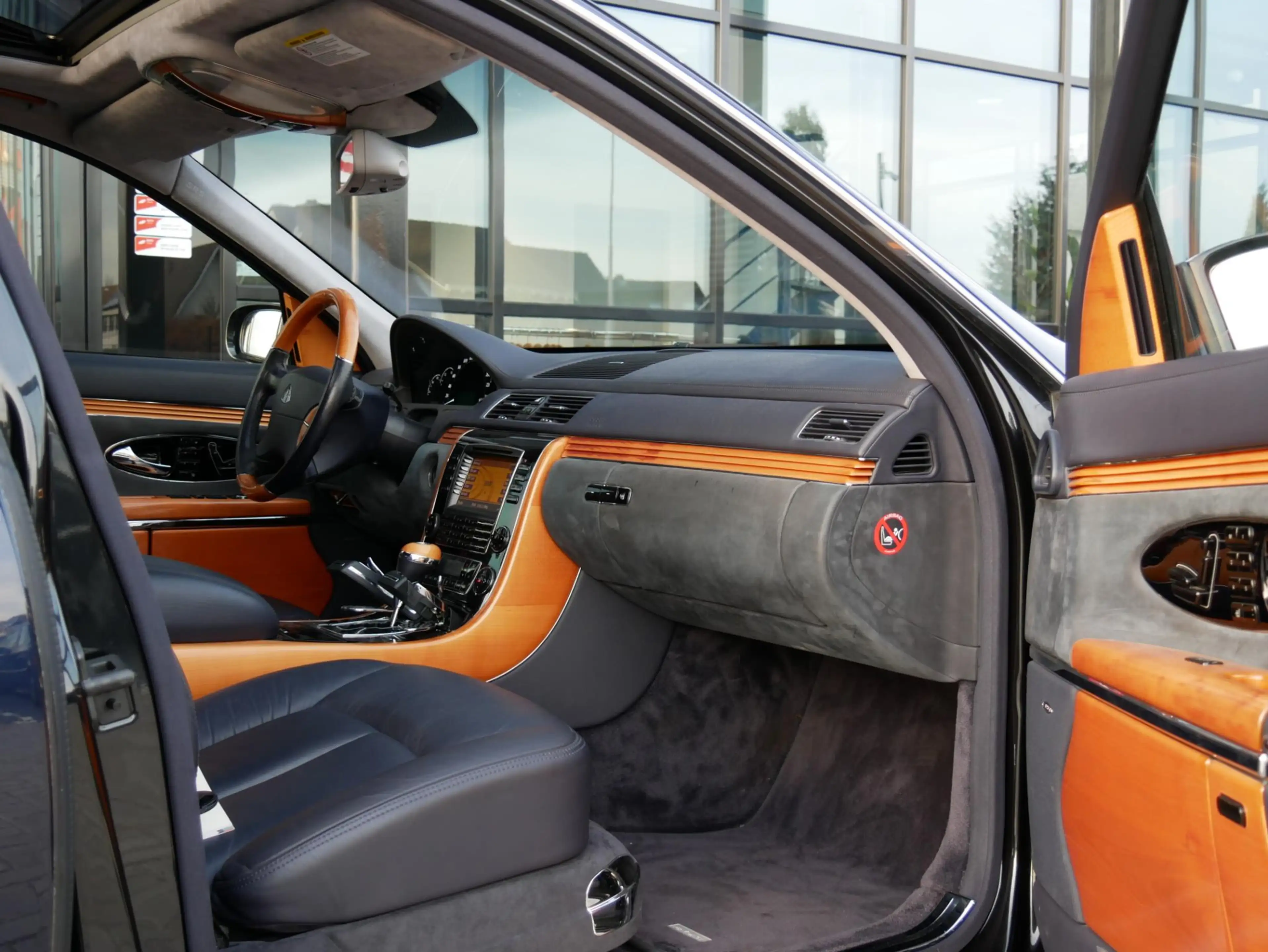 Maybach 57 5.5 V12 — photo 22