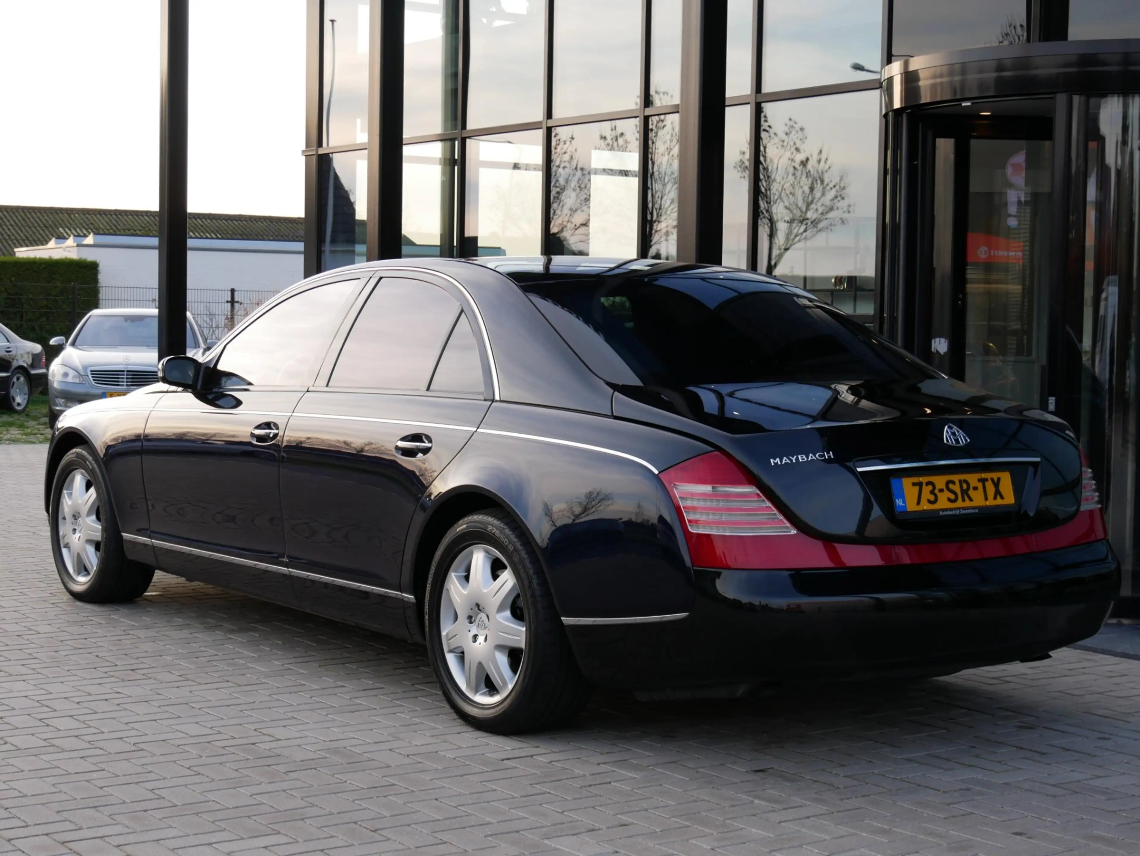 Maybach 57 5.5 V12 — photo 12