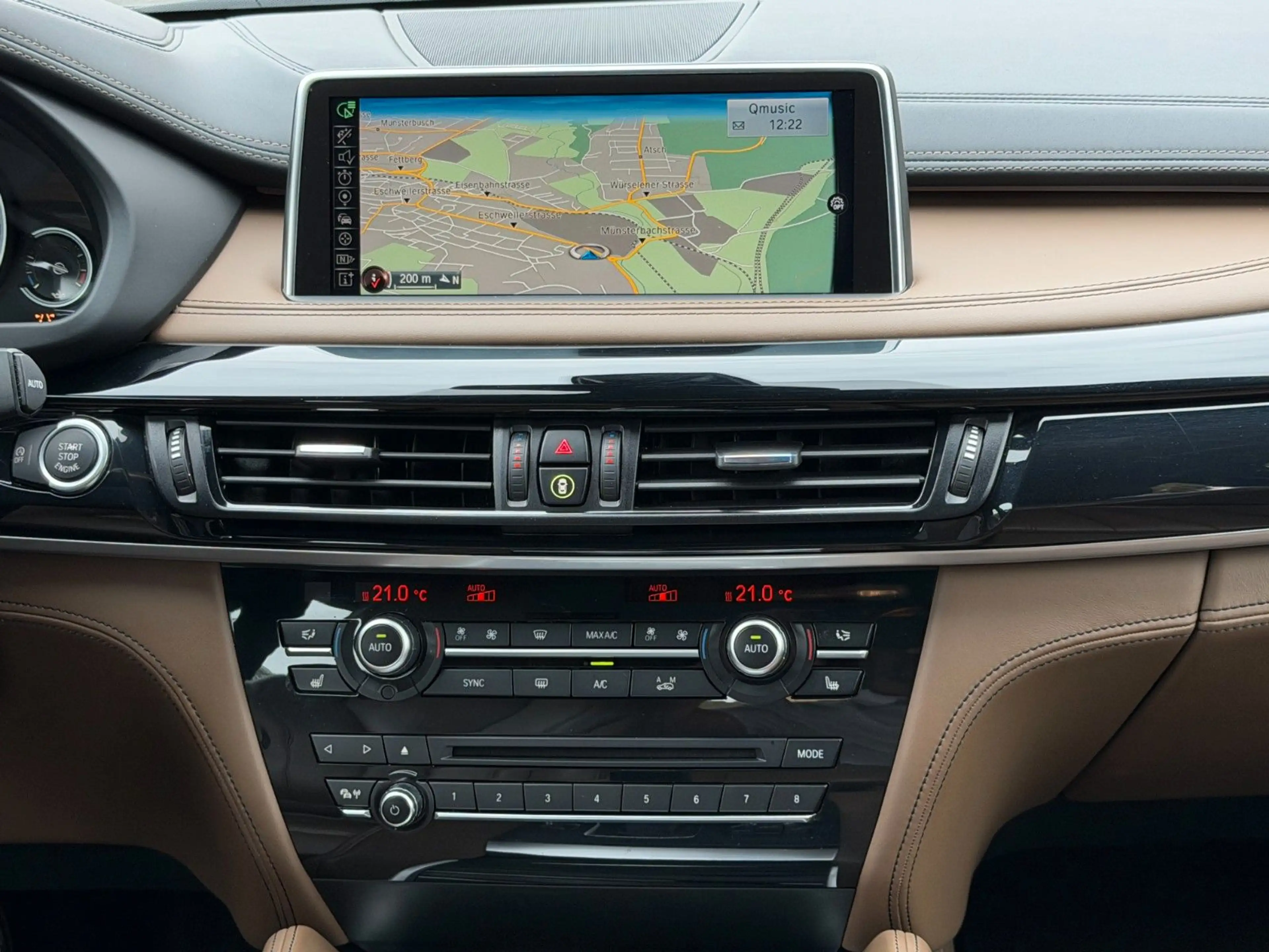 BMW X6 xDrive 30 d Aut. 1 Hand - Head Up - LED /// — photo 14
