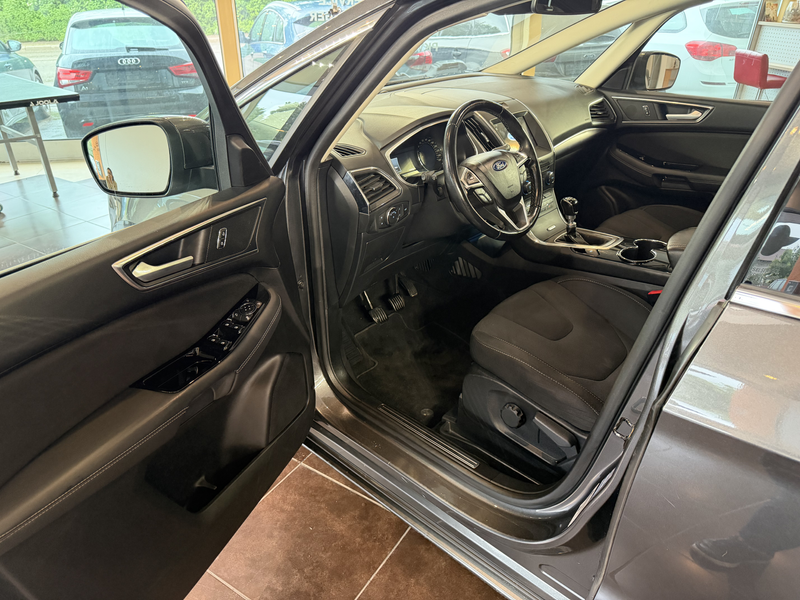 Ford S-Max Titanium*SHZ*Navi*RFK*AHK*TPM*Panorama — photo 9