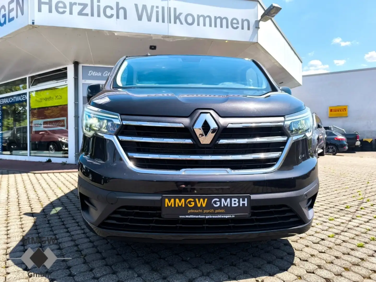 Renault Trafic Combi L2H1 3,0t Life 2.0 BLUE dCi 150 EU6d LED/SHZ Schwarz - 2