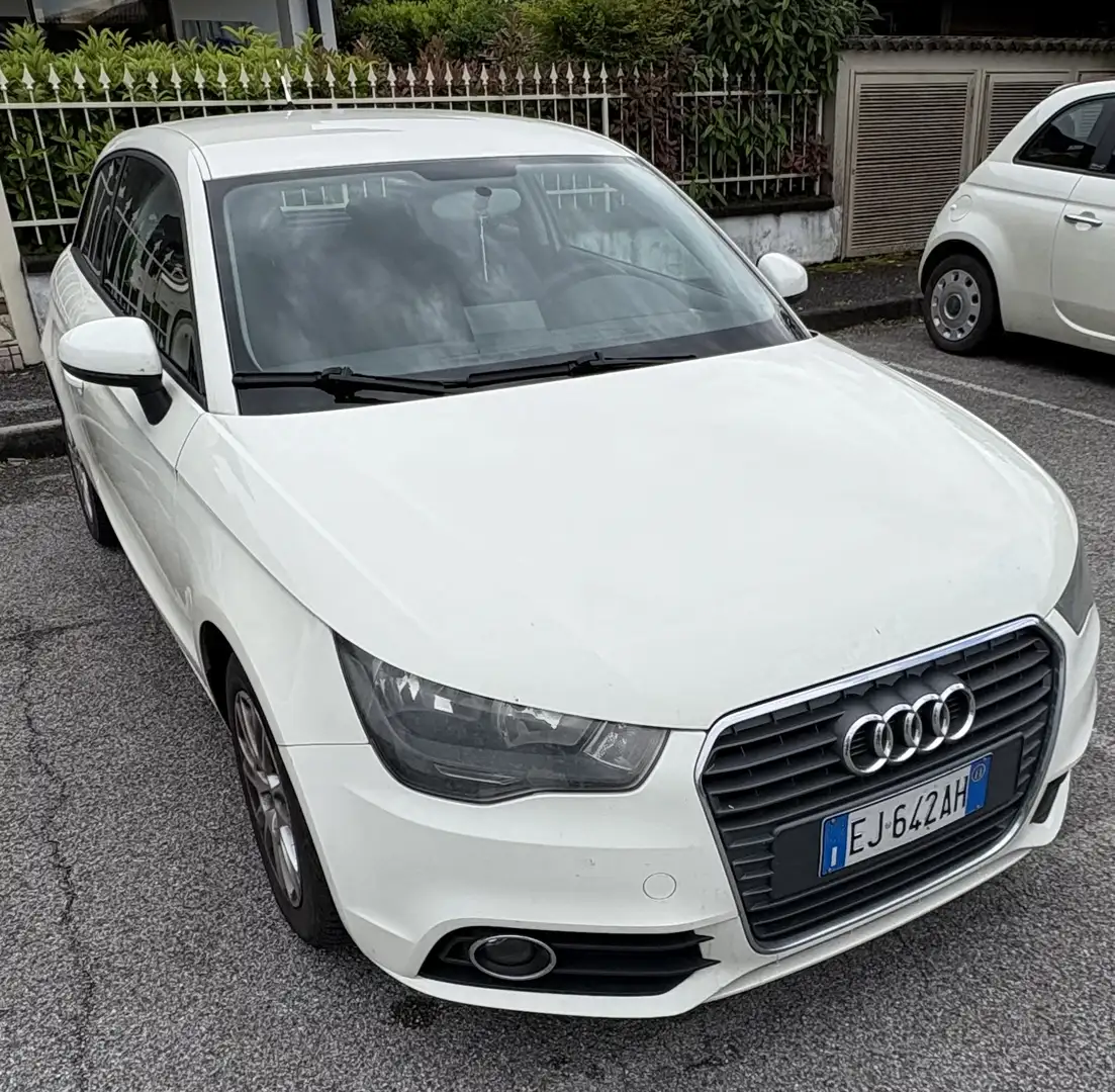 Audi A1 1.2 tfsi Ambition - 1
