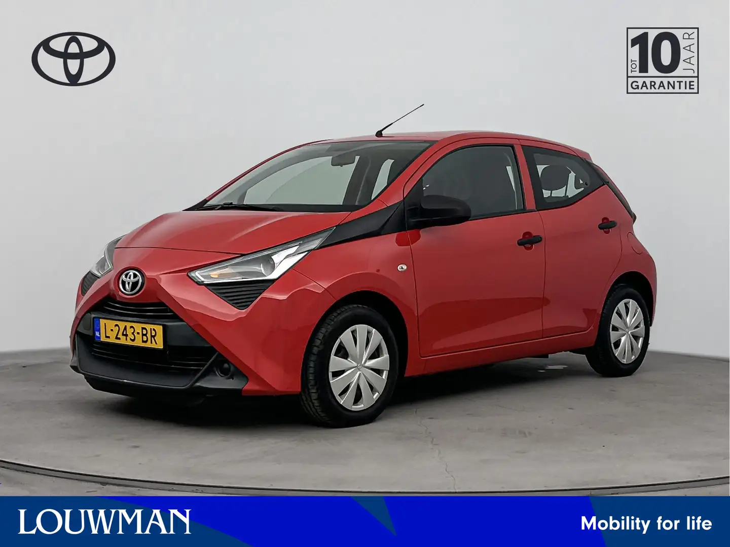 Toyota Aygo 1.0 VVT-i x-fun | Airco | Bluetooth | Rijklaar Rojo - 1