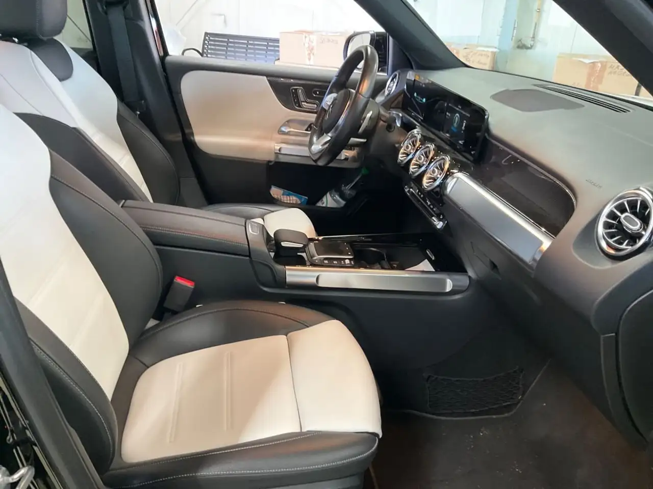 Mercedes-Benz GLB 250