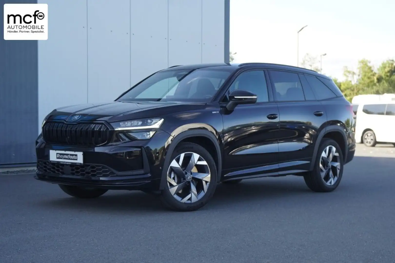 Skoda Kodiaq 1.5TSI DSG Sportline *Matrix*360°*AHK* Schwarz - 1